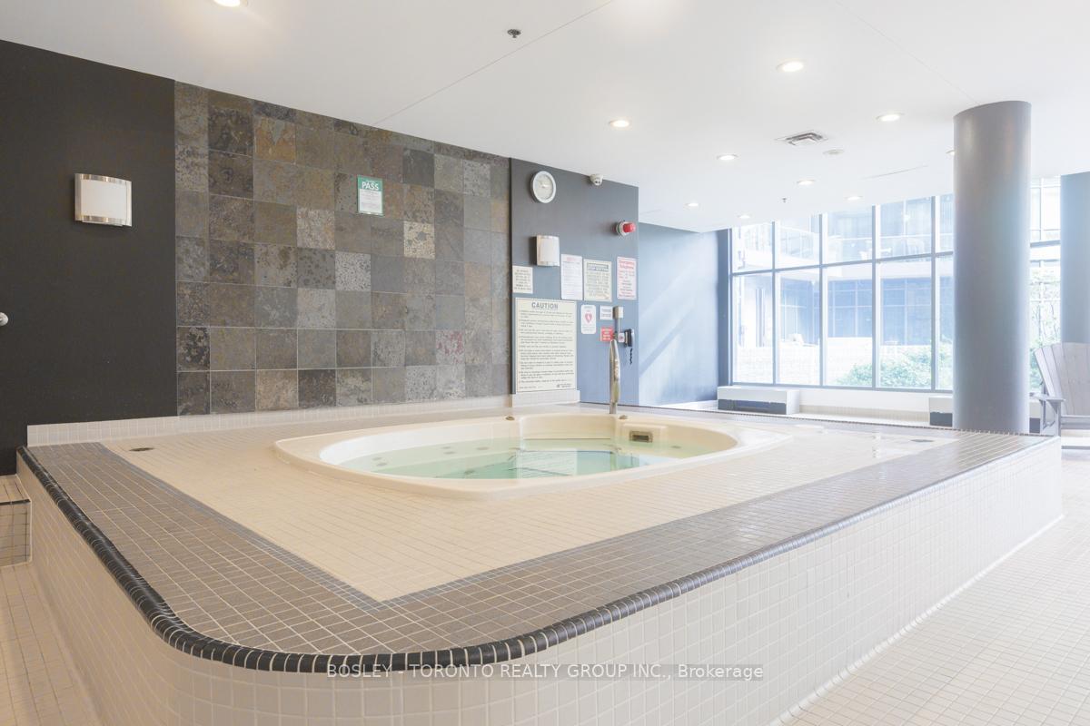 Photo 28 of Unit 610, 219 Fort York Boulevard, Toronto, Niagara — HOMEH