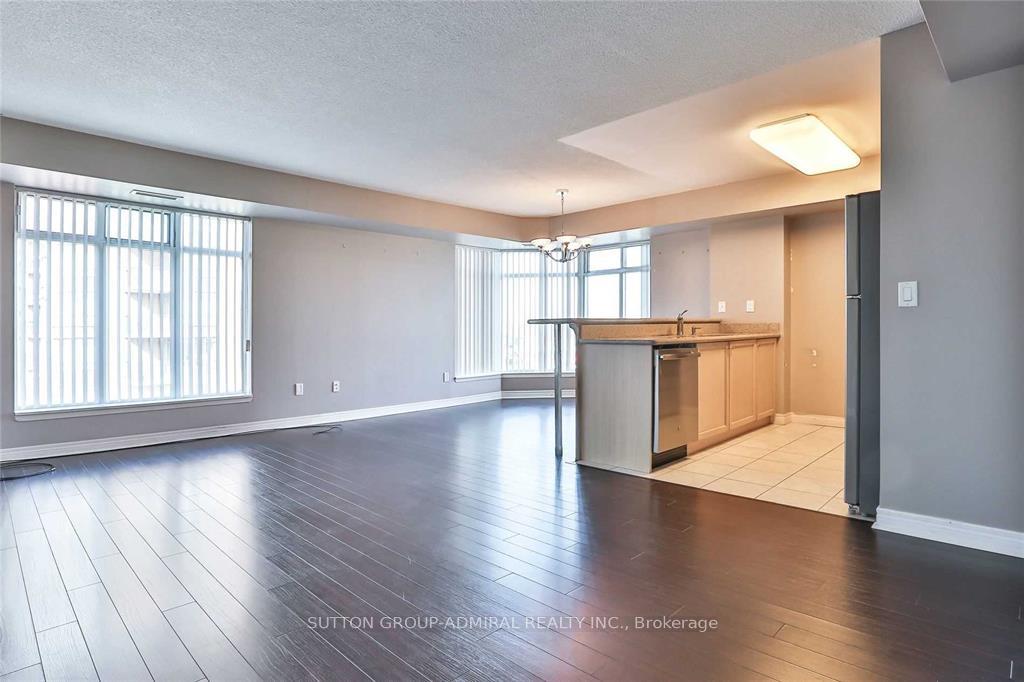 Photo 3 of Unit 708, 135 Pond Drive, Markham, Commerce Valley — HOMEH