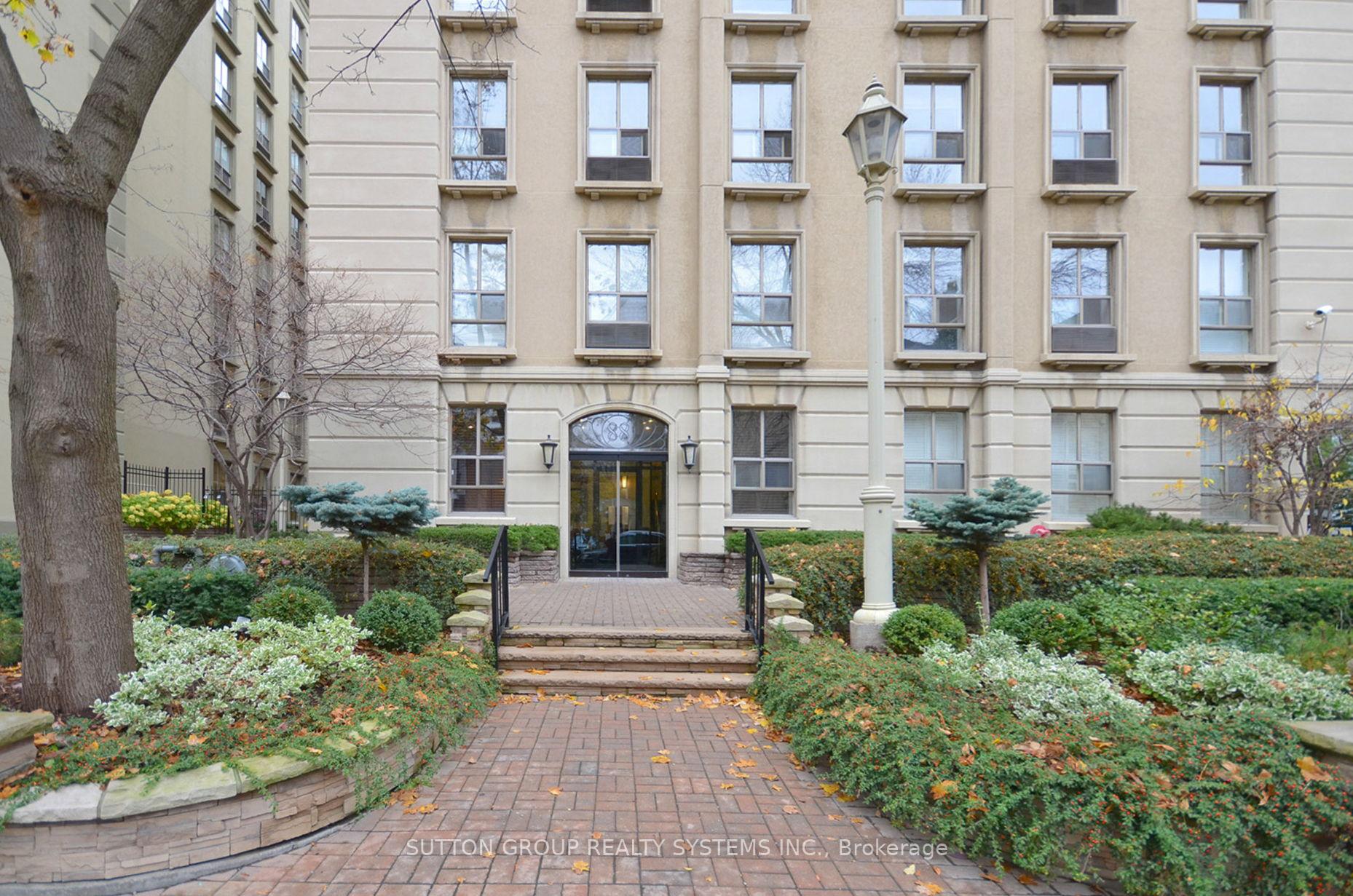 Front of Unit 205, 88 Charles Street E