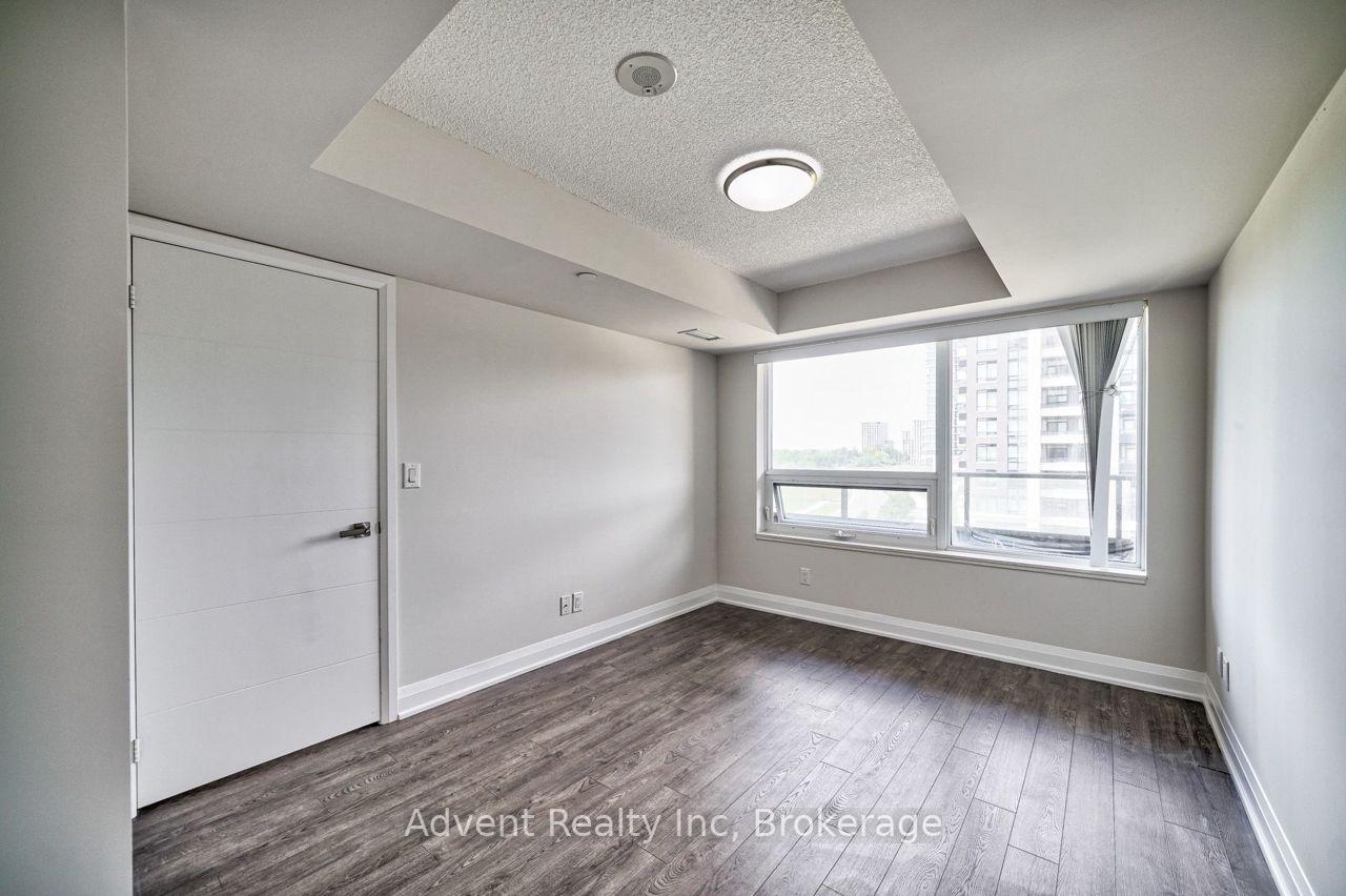 Photo 4 of Unit 725, 18 Uptown Drive, Markham, Unionville — HOMEH