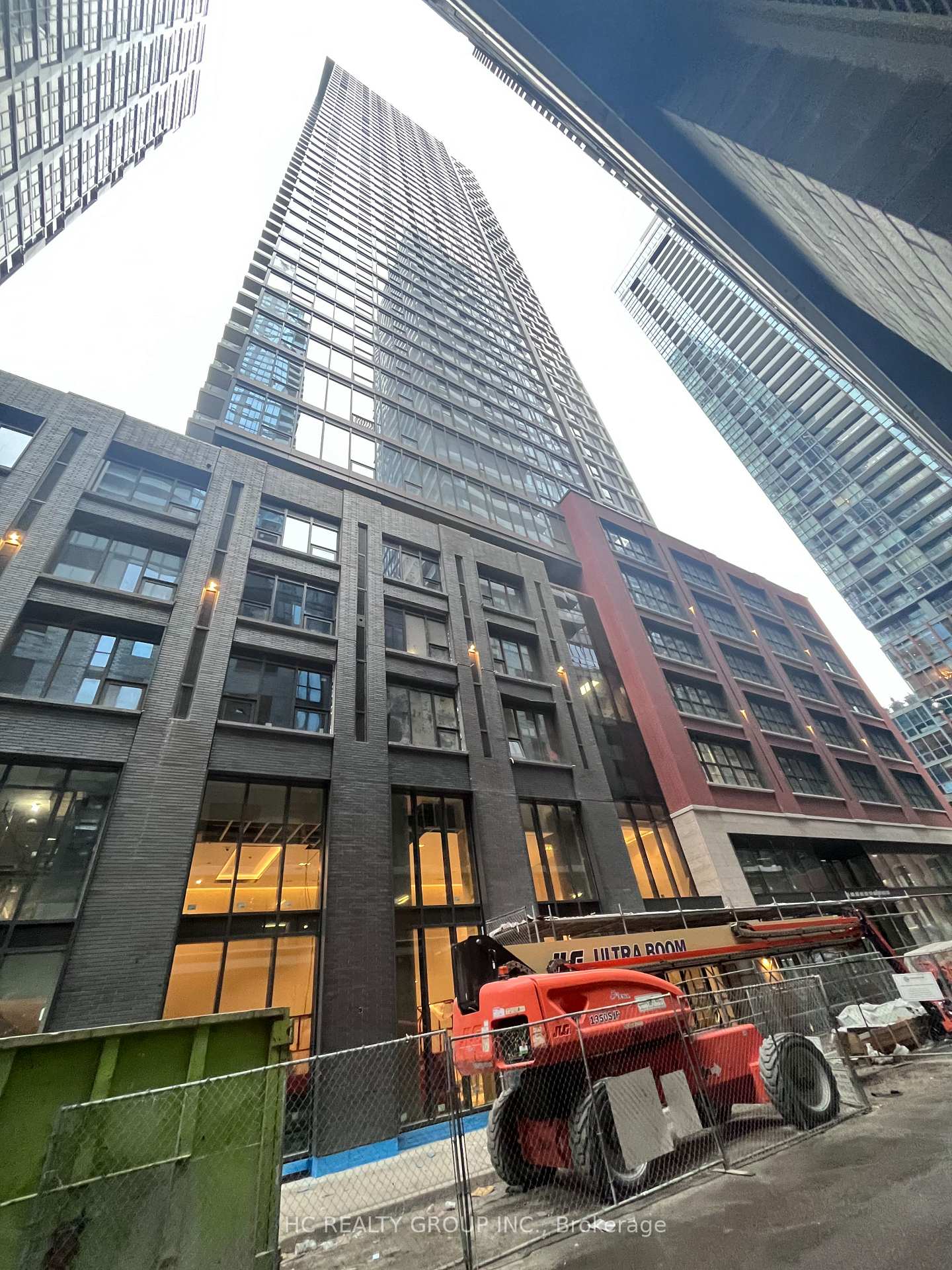 Front of Unit 315, 15 Mercer Street