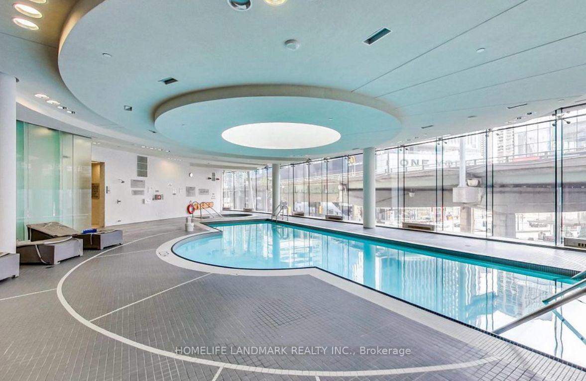 Photo 11 of Unit 1103, 12 York Street, Toronto, Waterfront Communities — HOMEH