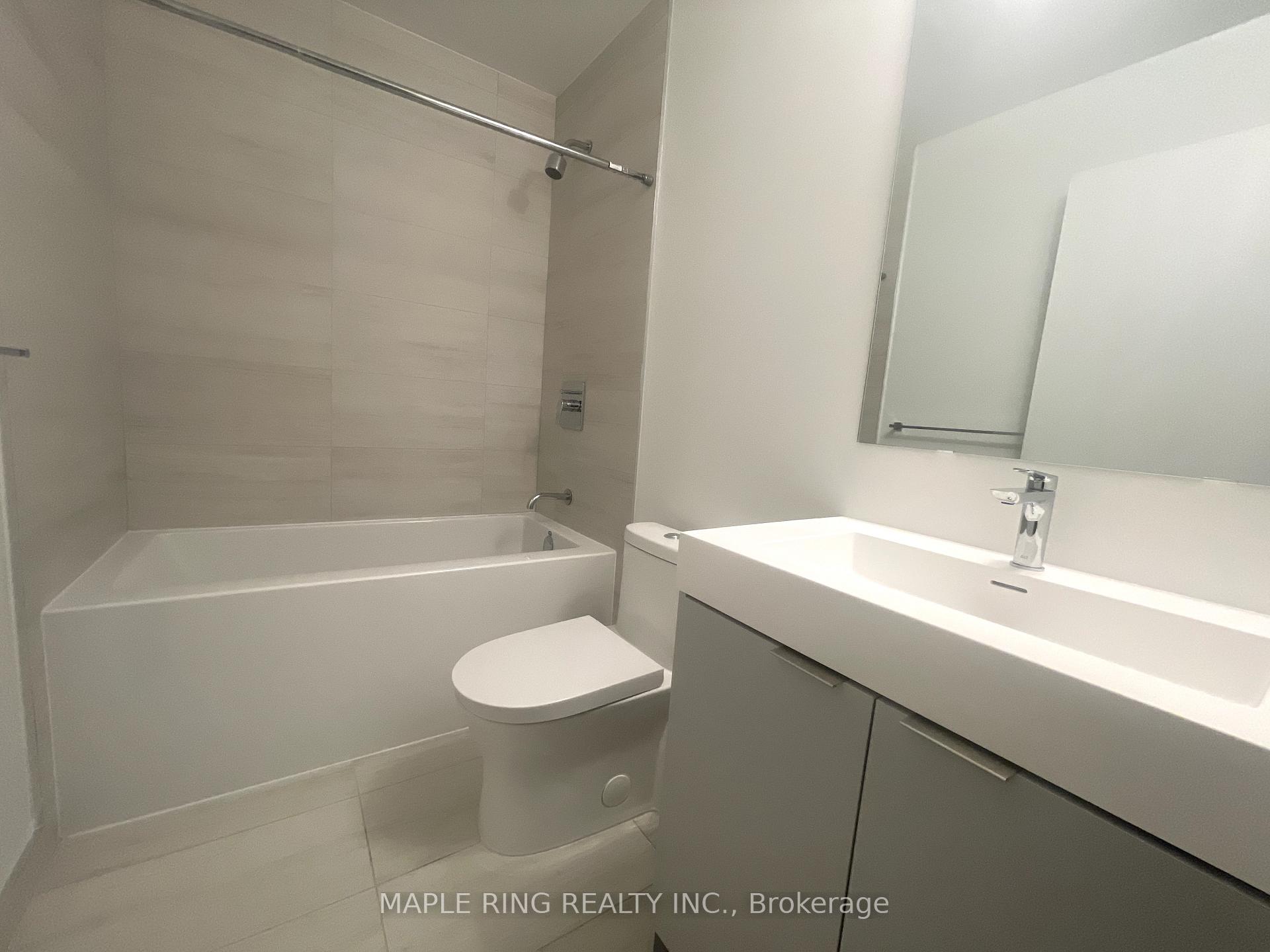 Photo 7 of Unit 425, 10 Abeja Street, Vaughan, Concord — HOMEH