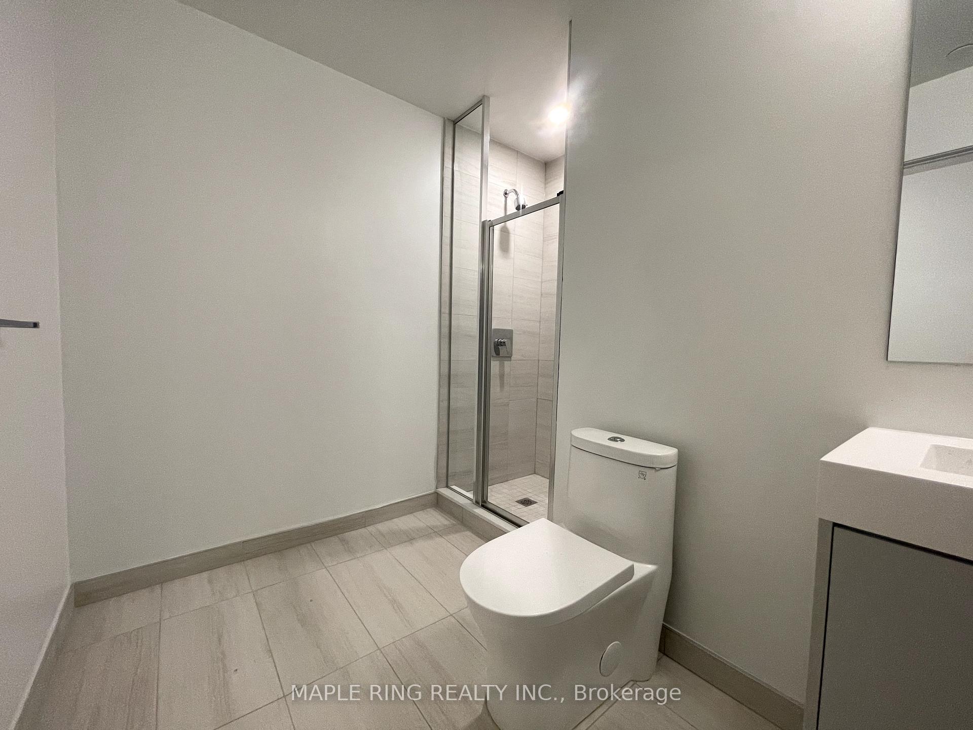 Photo 4 of Unit 425, 10 Abeja Street, Vaughan, Concord — HOMEH