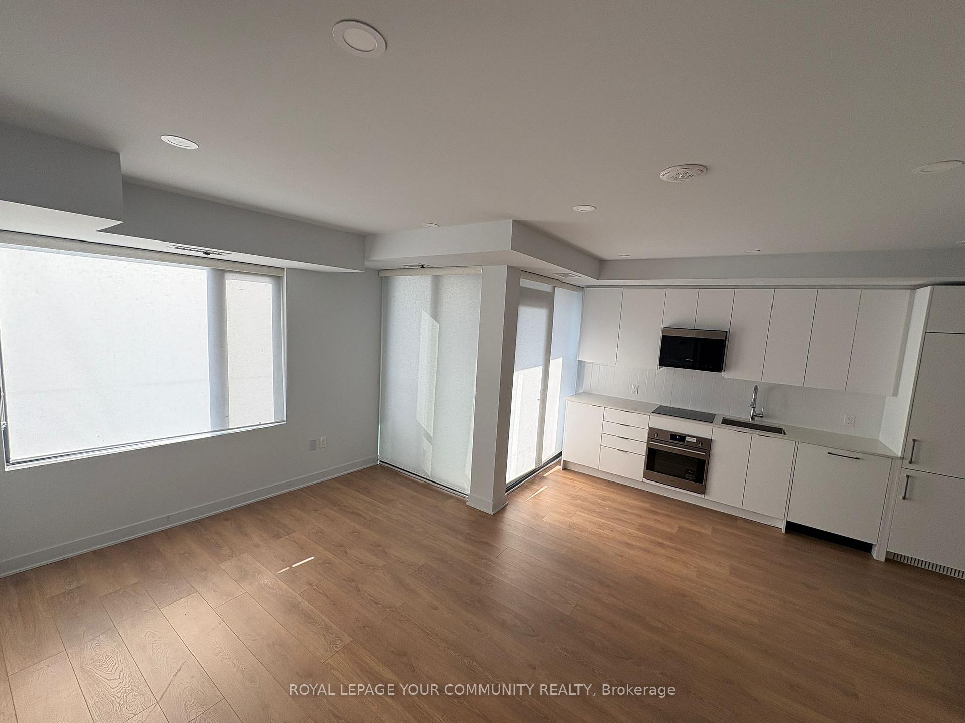 Photo 2 of Unit 4804, 2920 Highway 7, Vaughan, Concord — HOMEH