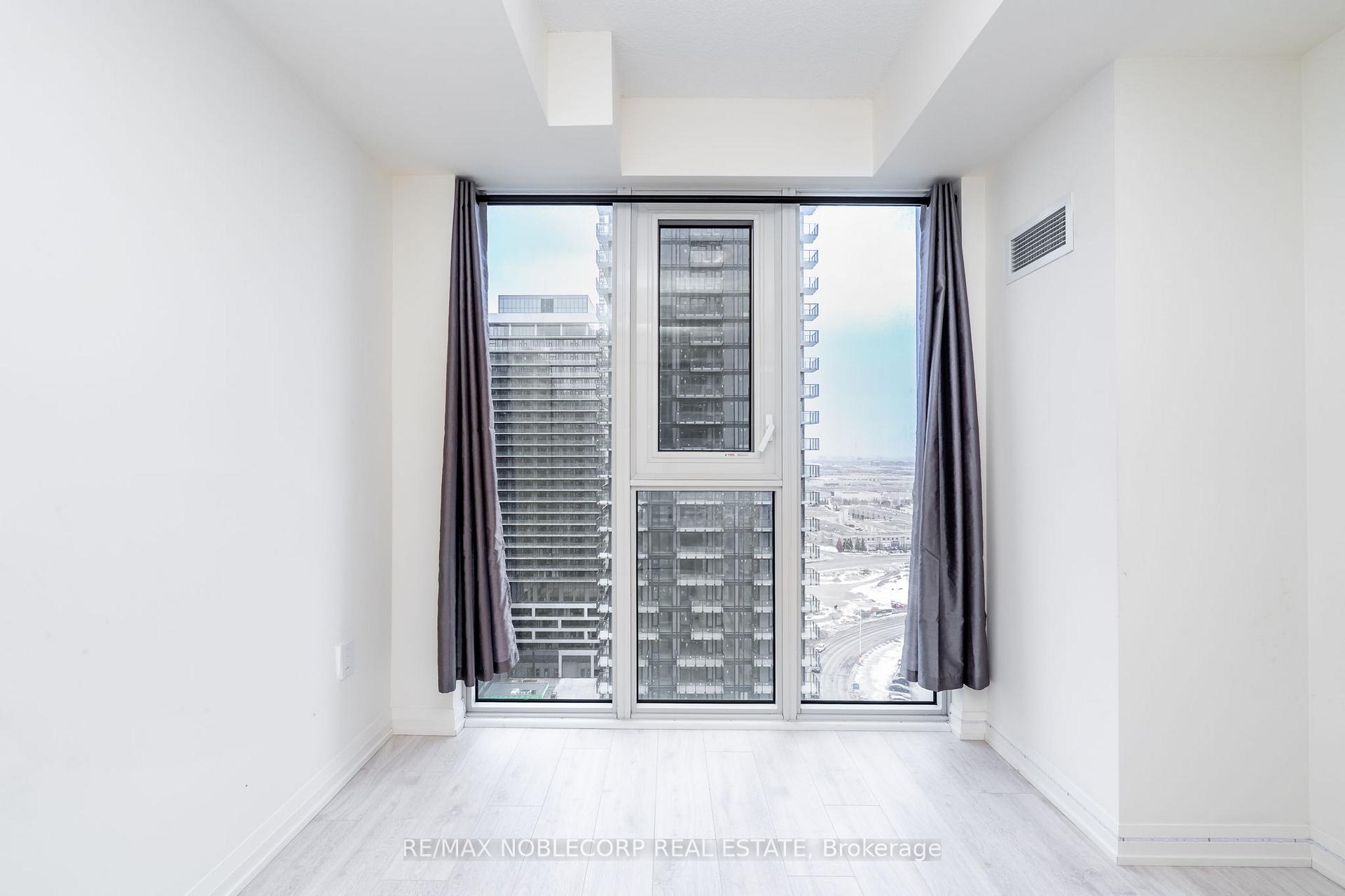 Photo 21 of Unit 2017, 9000 Jane Street, Vaughan, Concord — HOMEH