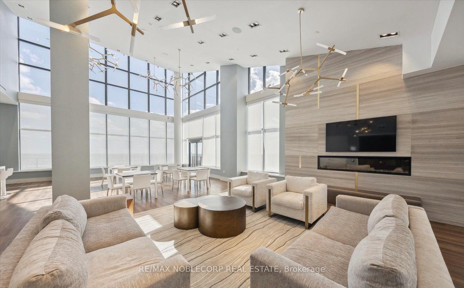 Photo 32 of Unit 2017, 9000 Jane Street, Vaughan, Concord — HOMEH