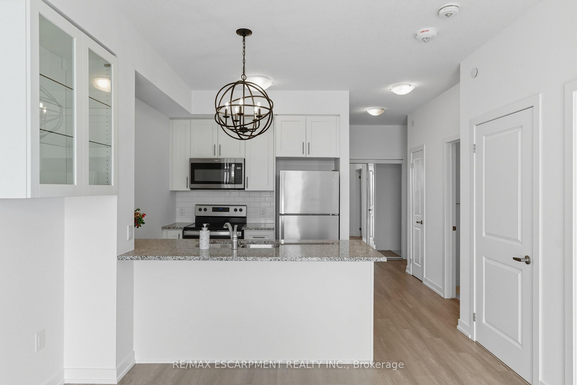 Photo 12 of Unit 336, 450 Dundas Street E, Hamilton, Waterdown — HOMEH