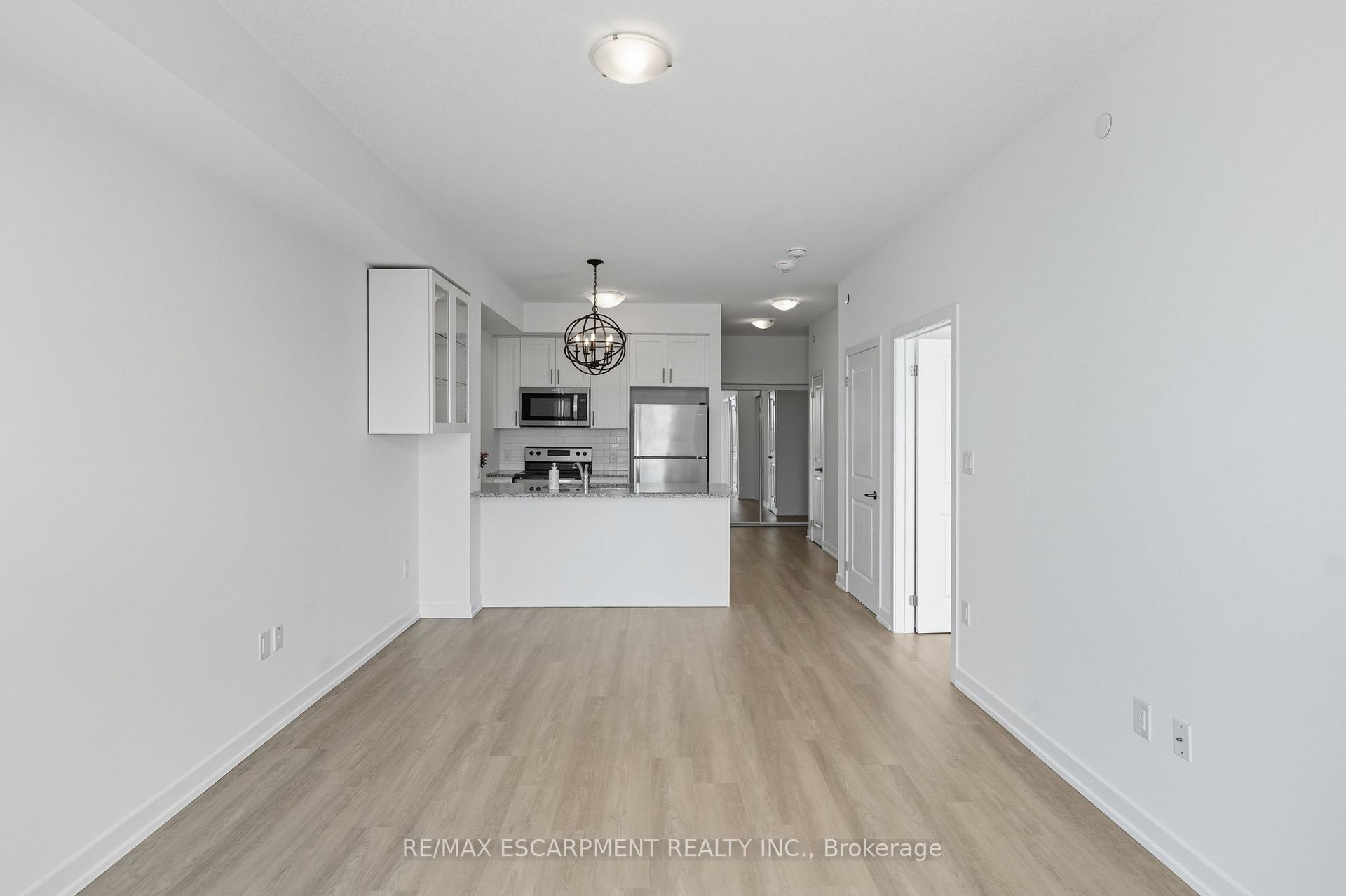 Photo 14 of Unit 336, 450 Dundas Street E, Hamilton, Waterdown — HOMEH