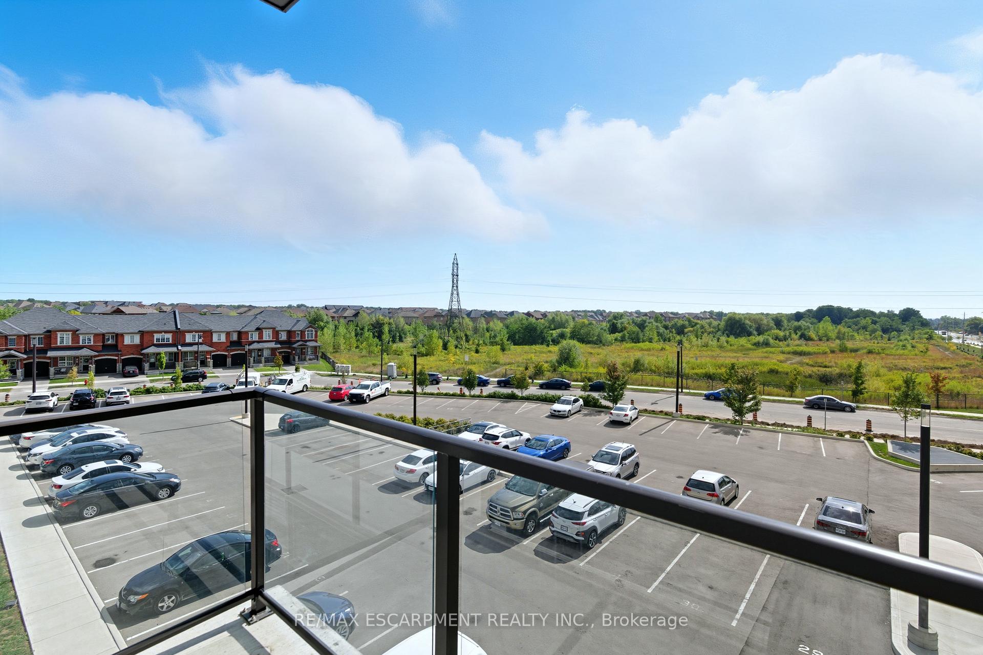 Photo 15 of Unit 336, 450 Dundas Street E, Hamilton, Waterdown — HOMEH