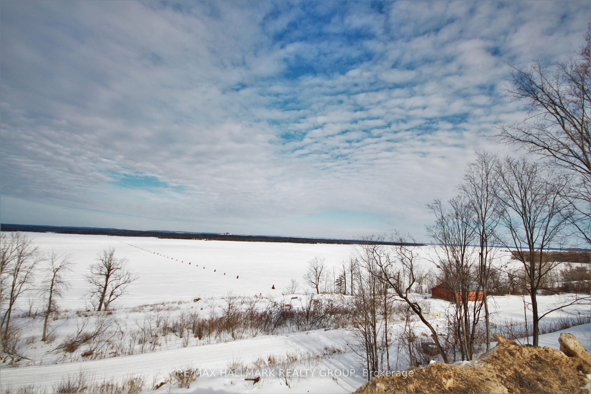 Photo 21 of Unit 5, 768 Usborne Street, McNab/Braeside, Mcnab/Braeside Twps — HOMEH