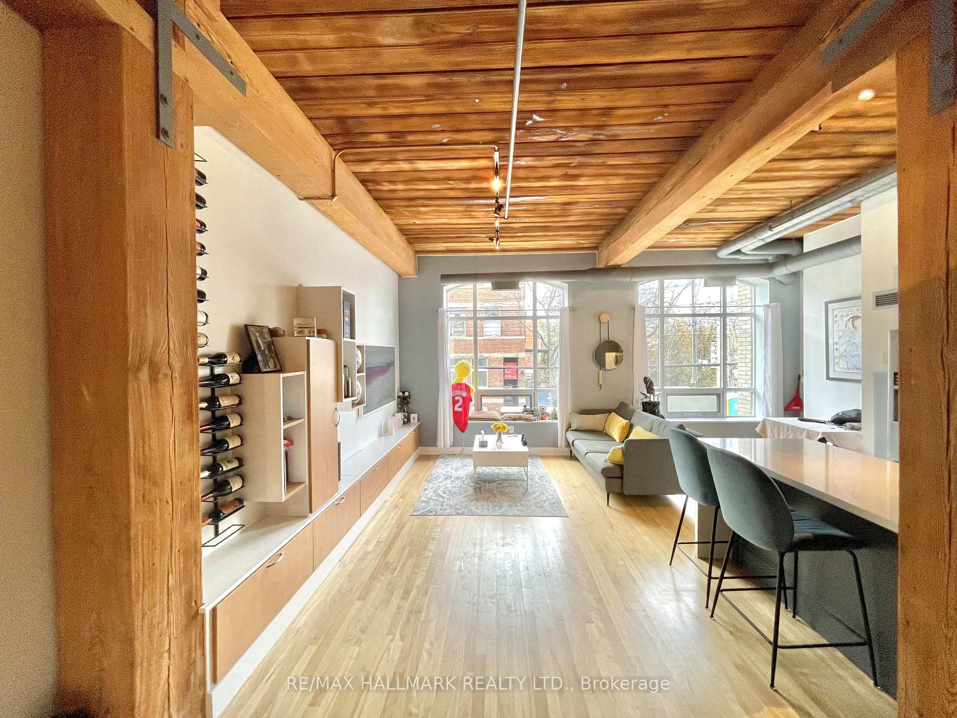 Front of Unit 112, 993 Queen Street W