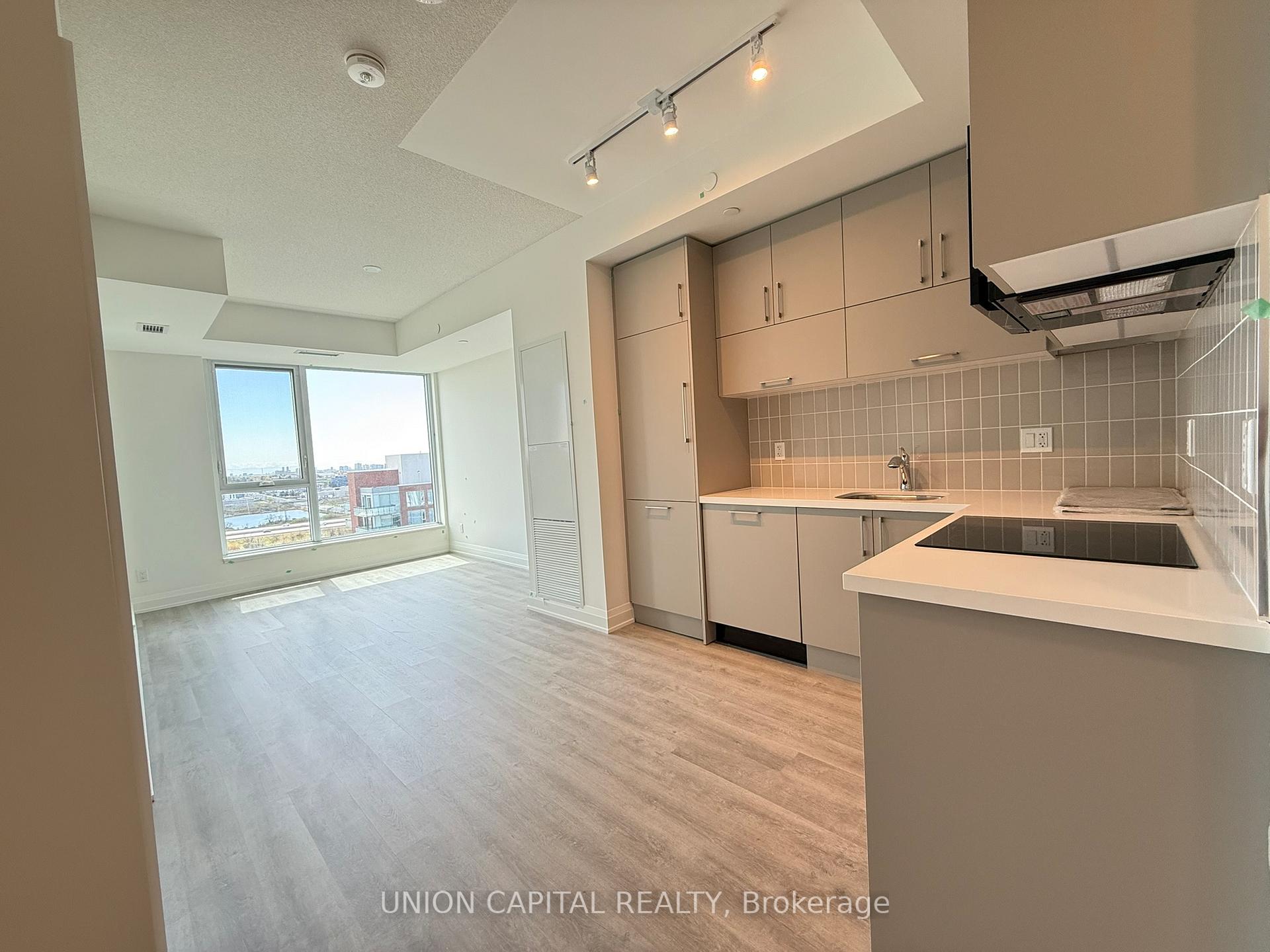 Photo 4 of Unit 1608, 38 Andre De Grasse Street, Markham, Unionville — HOMEH