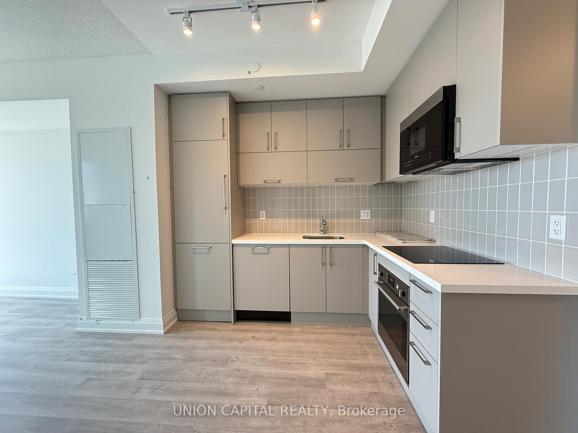 Photo 5 of Unit 1608, 38 Andre De Grasse Street, Markham, Unionville — HOMEH