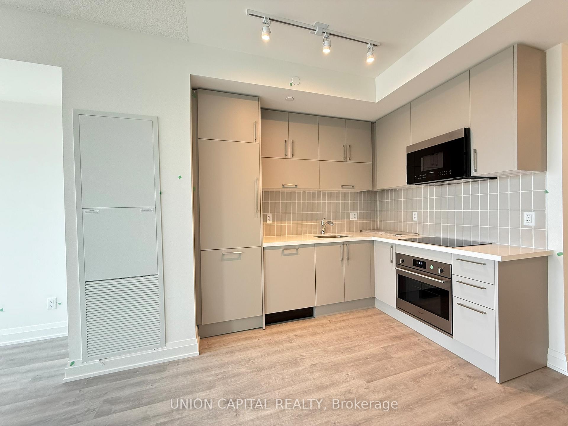 Photo 7 of Unit 1608, 38 Andre De Grasse Street, Markham, Unionville — HOMEH