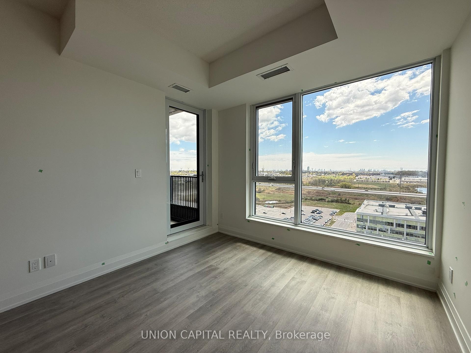 Photo 15 of Unit 1608, 38 Andre De Grasse Street, Markham, Unionville — HOMEH