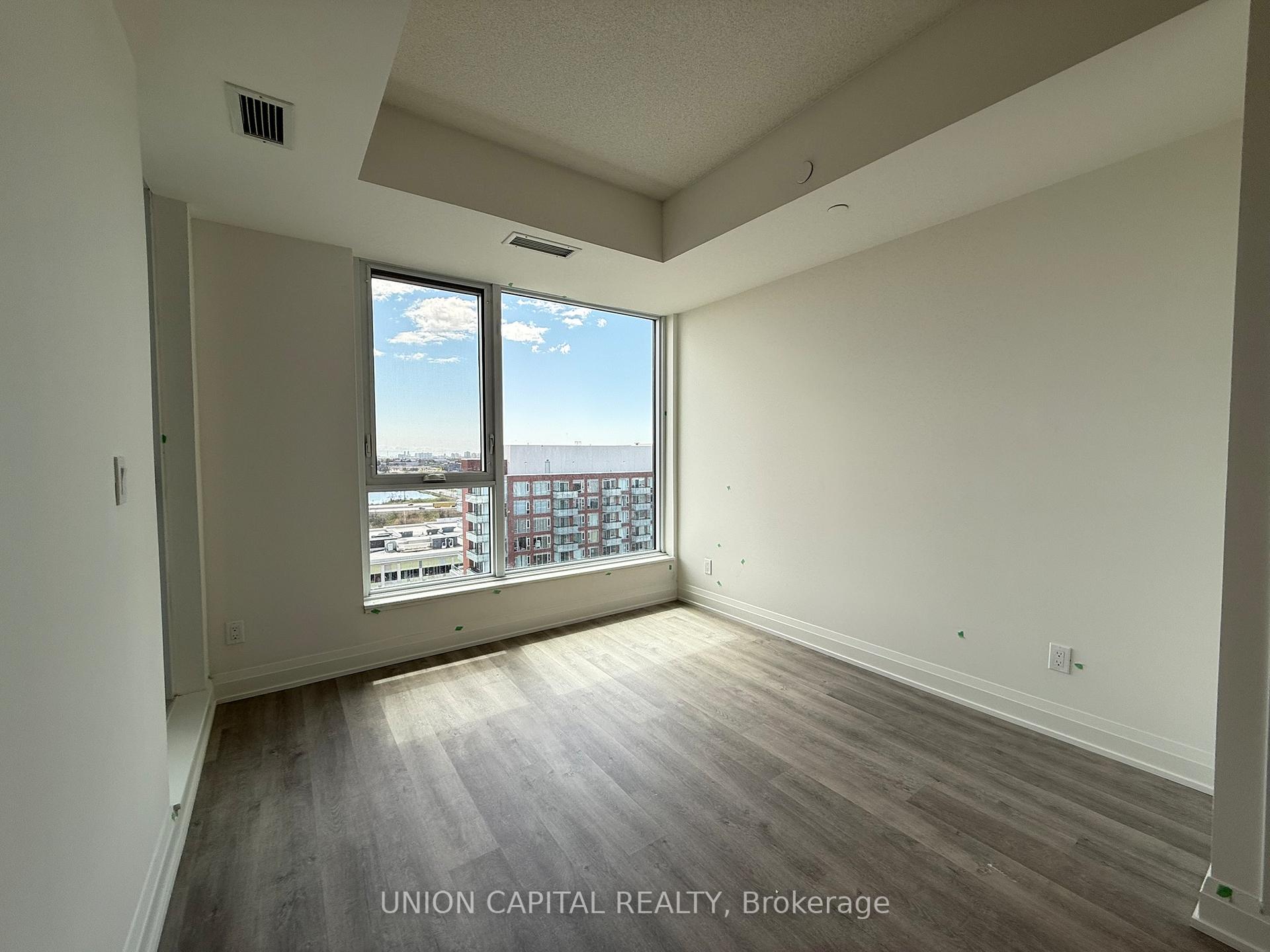 Photo 10 of Unit 1608, 38 Andre De Grasse Street, Markham, Unionville — HOMEH