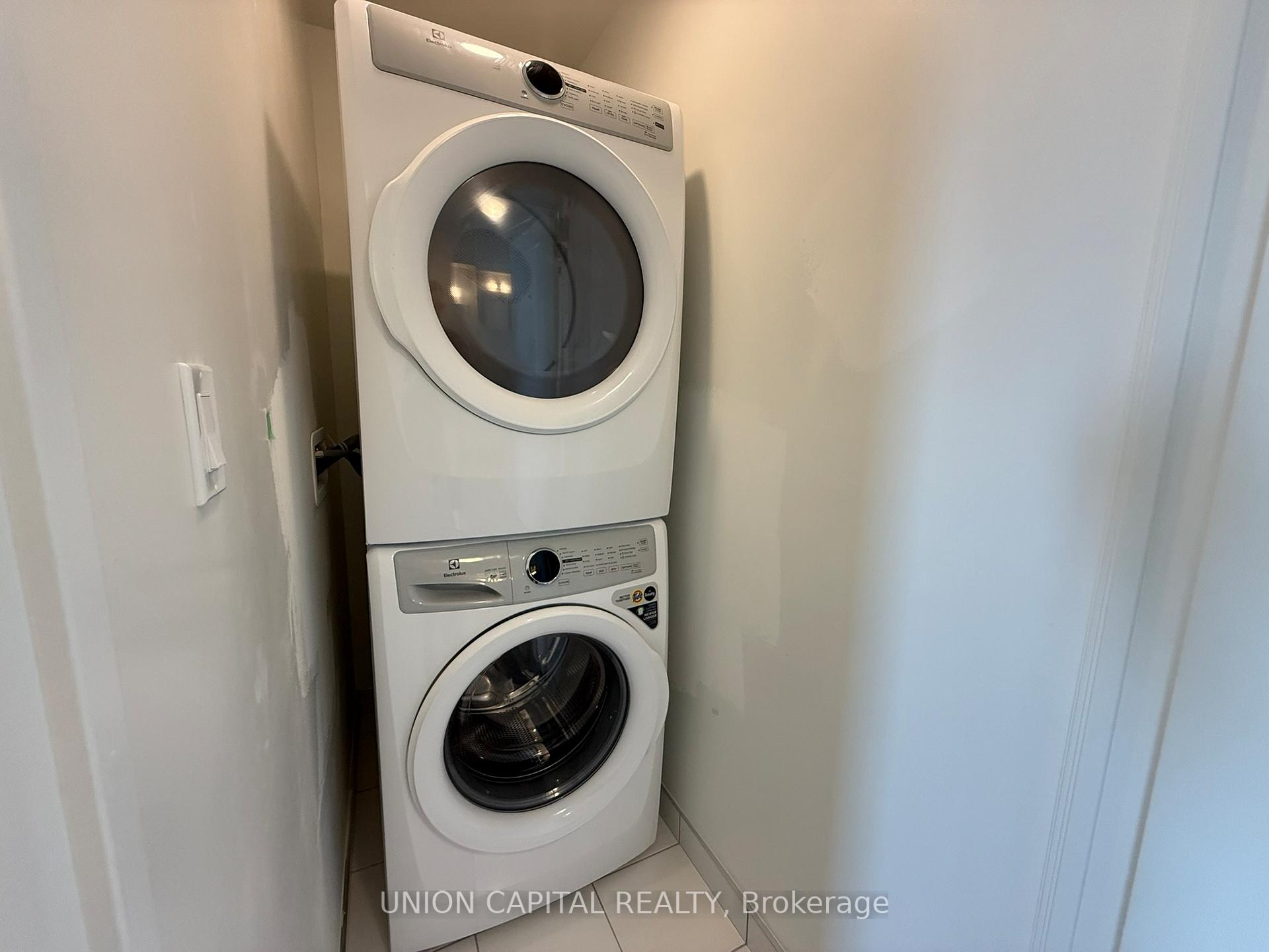 Photo 12 of Unit 1608, 38 Andre De Grasse Street, Markham, Unionville — HOMEH