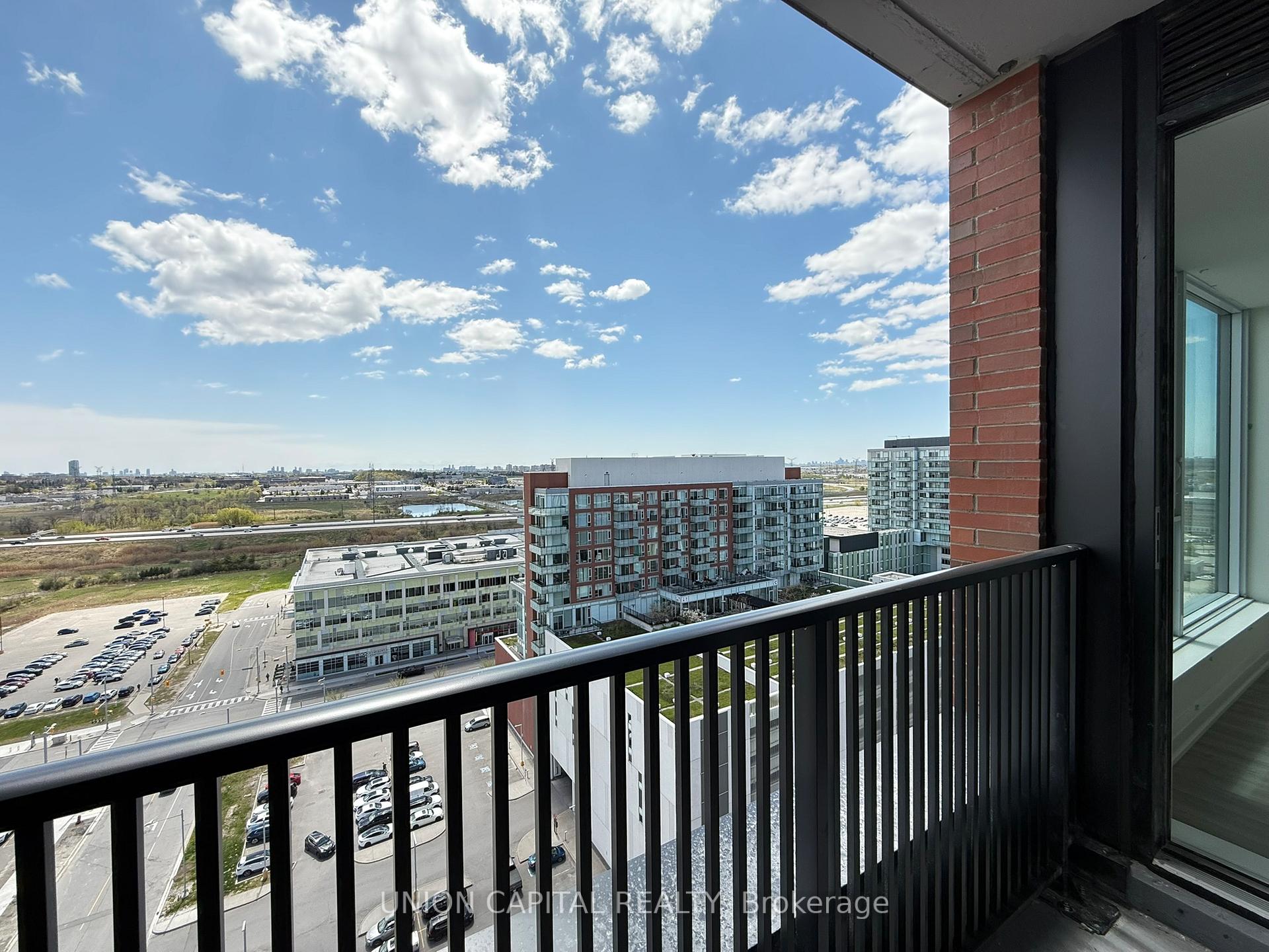 Photo 16 of Unit 1608, 38 Andre De Grasse Street, Markham, Unionville — HOMEH
