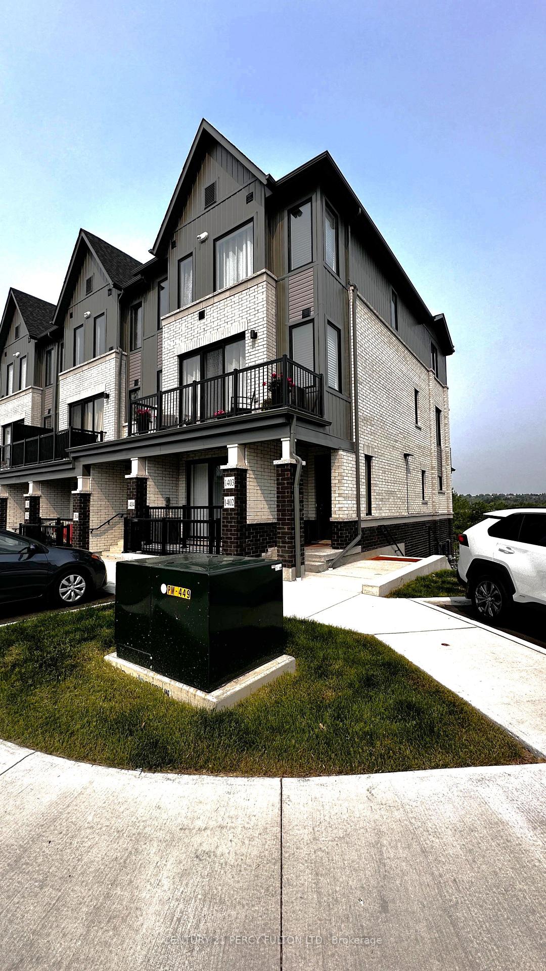 Front of Unit 1402, 160 Densmore Road
