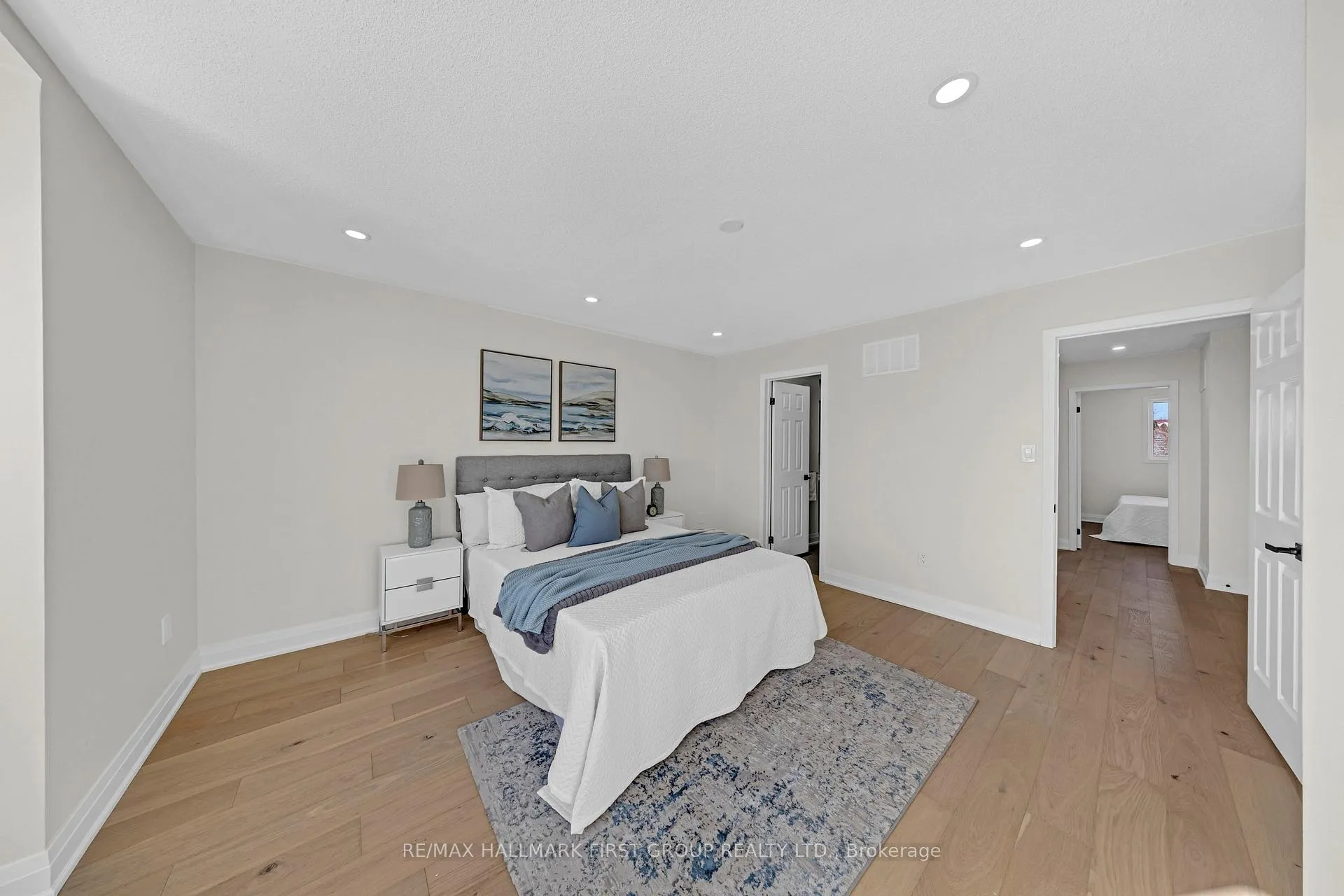 Photo 20 of 98 Kirkland Place, Whitby, Williamsburg — HOMEH