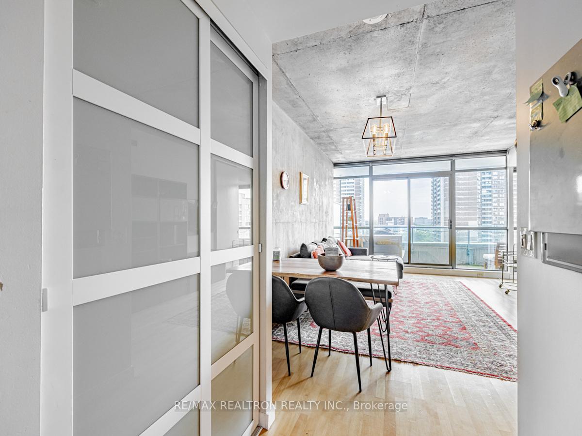 Photo 3 of Unit 1109, 281 Mutual Street E, Toronto, Church-Yonge Corridor — HOMEH