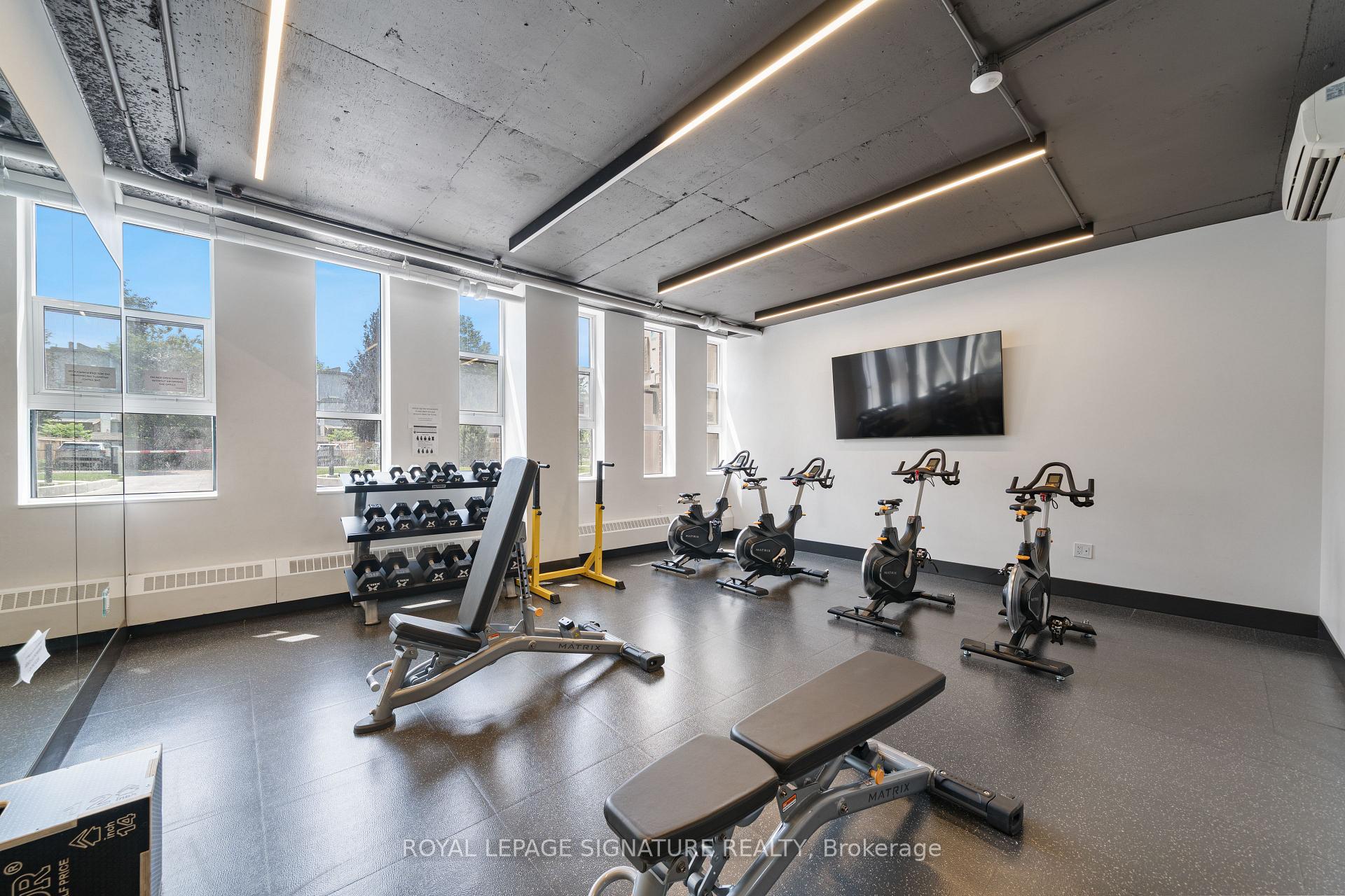 Photo 10 of Unit 1407, 666 Spadina Avenue, Toronto, University — HOMEH