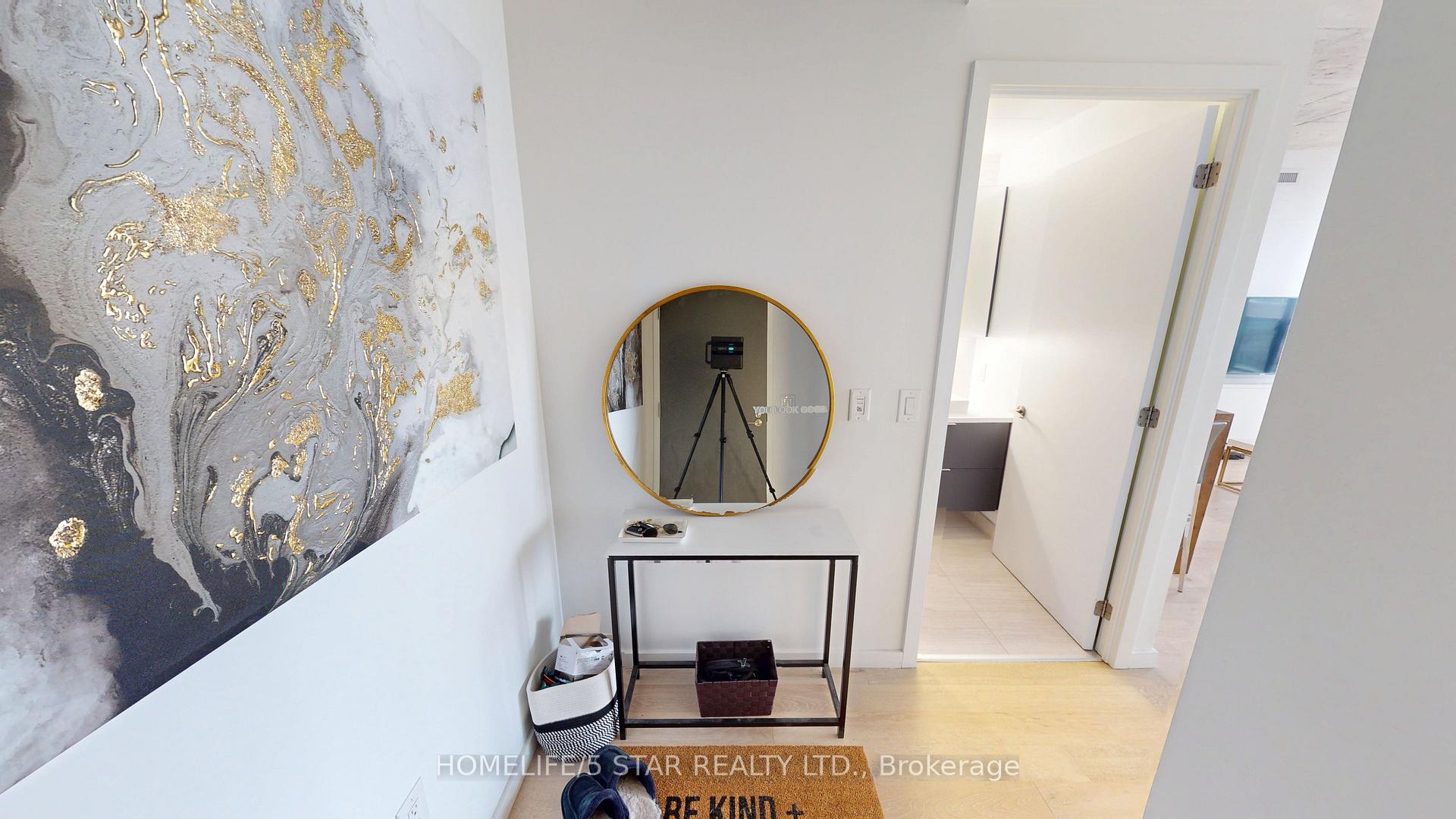 Photo 4 of Unit 1807, 170 Bayview Avenue, Toronto, Moss Park — HOMEH