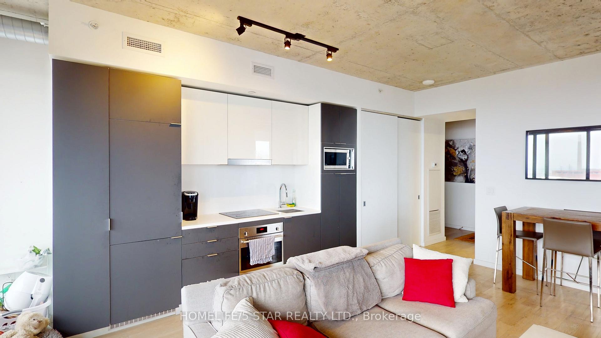 Photo 10 of Unit 1807, 170 Bayview Avenue, Toronto, Moss Park — HOMEH