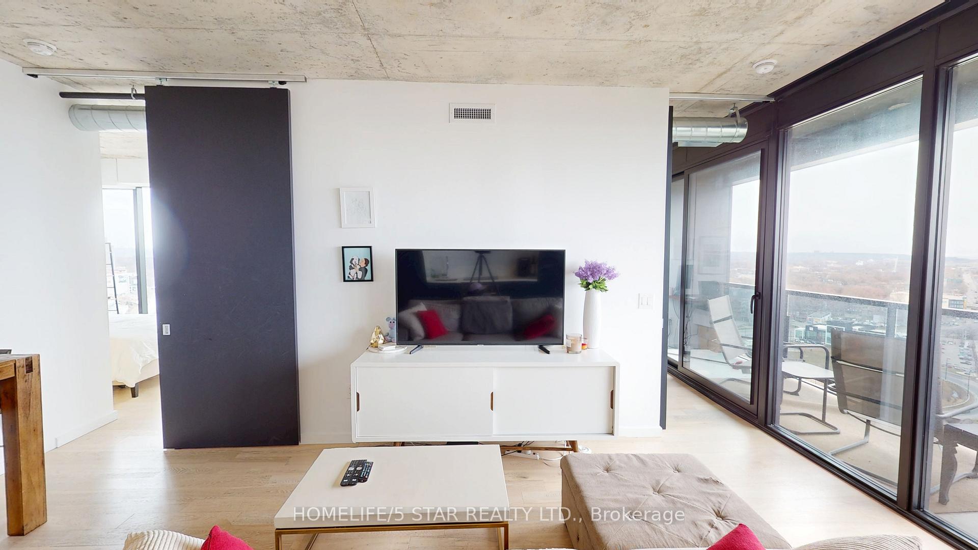 Photo 13 of Unit 1807, 170 Bayview Avenue, Toronto, Moss Park — HOMEH