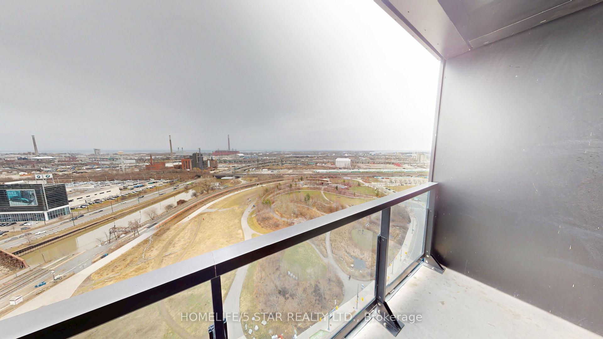 Photo 15 of Unit 1807, 170 Bayview Avenue, Toronto, Moss Park — HOMEH