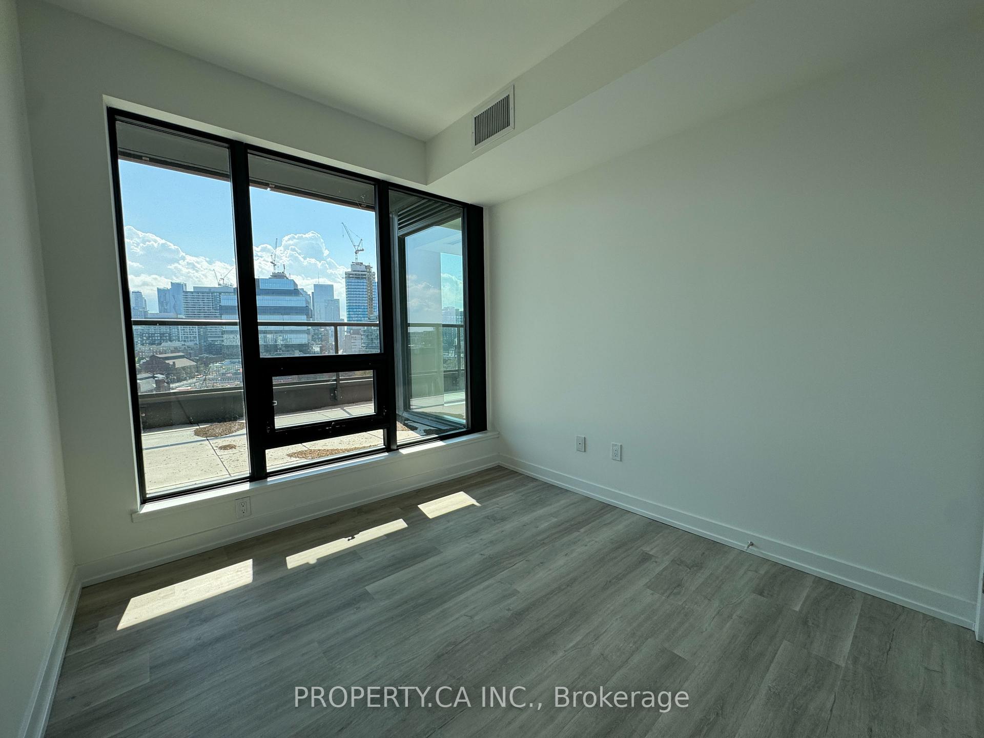 Photo 5 of Unit 1019, 28 Eastern Avenue, Toronto, Moss Park — HOMEH