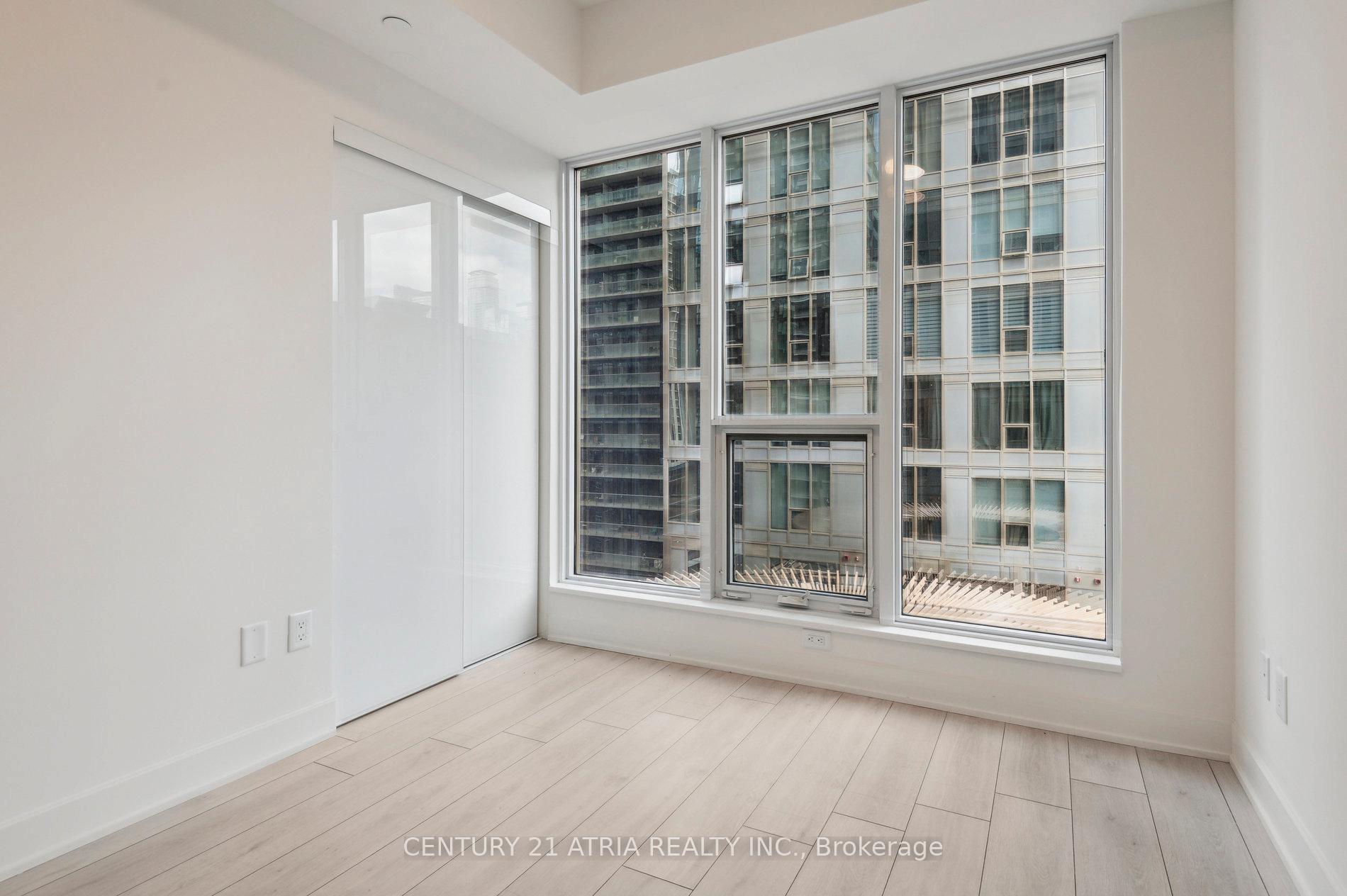 Photo 5 of Unit 1215, 35 Mercer Street, Toronto, Waterfront Communities — HOMEH