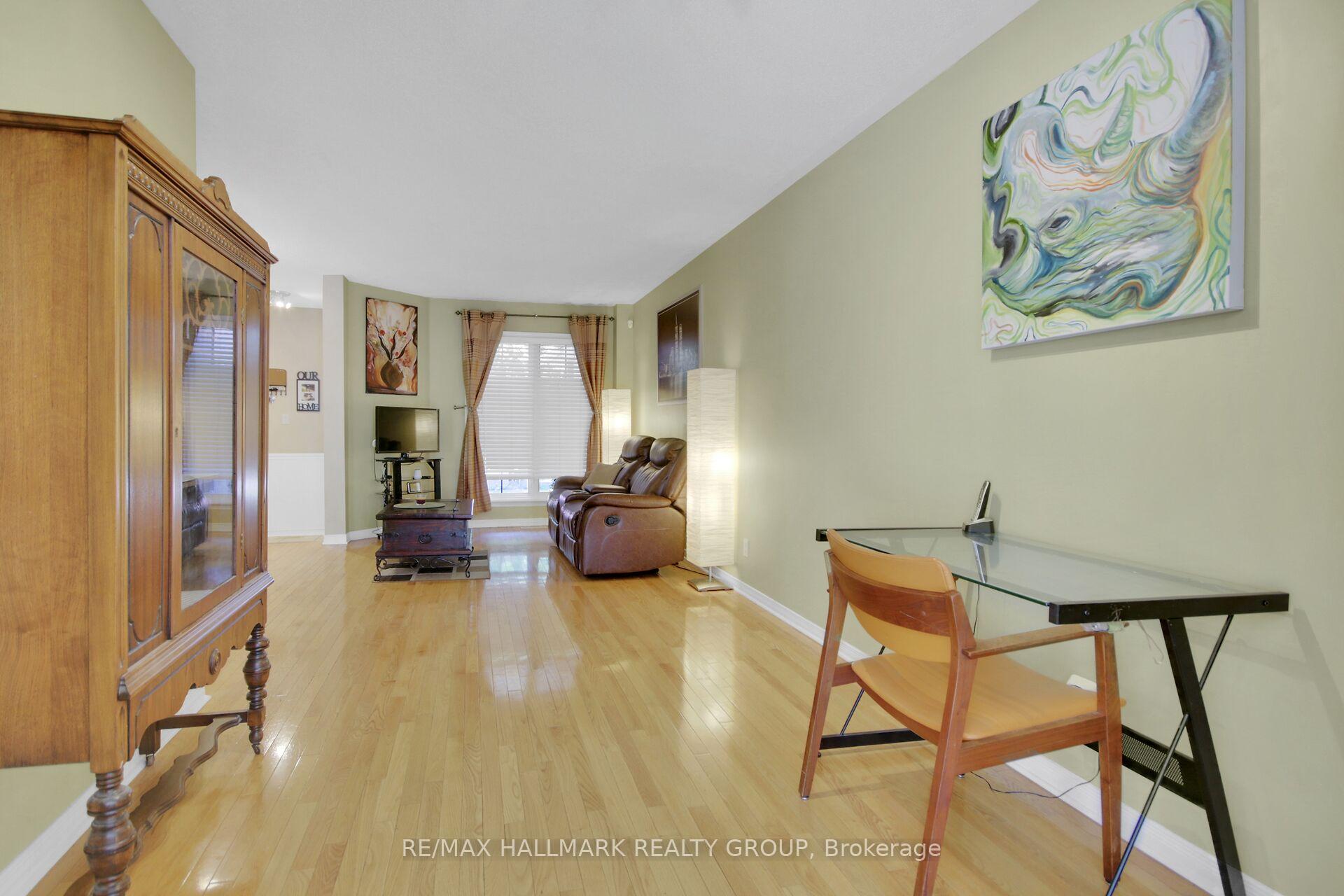 Photo 6 of 55 Binbury Way, Ottawa, Hunt Club Park/Greenboro — HOMEH