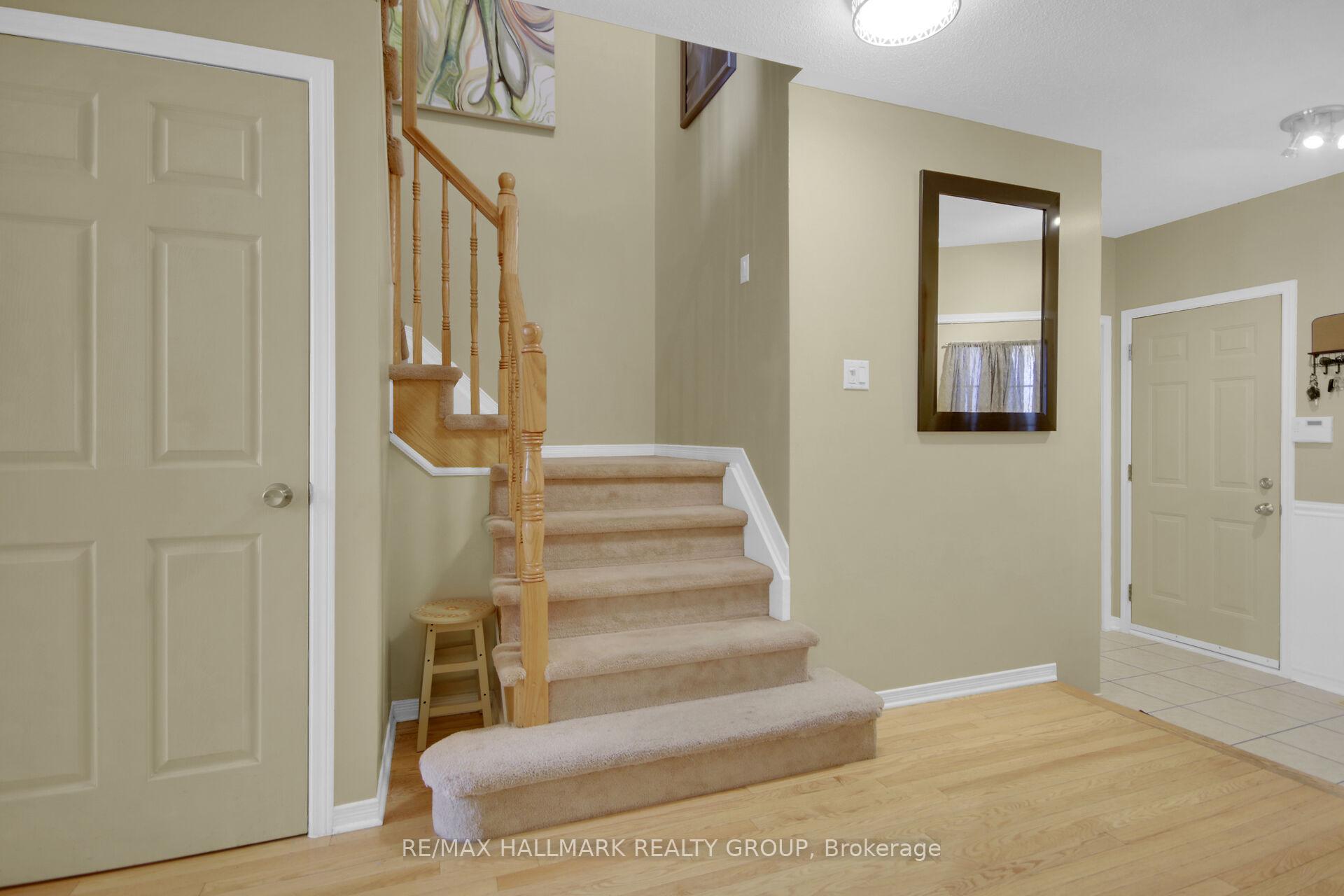 Photo 9 of 55 Binbury Way, Ottawa, Hunt Club Park/Greenboro — HOMEH