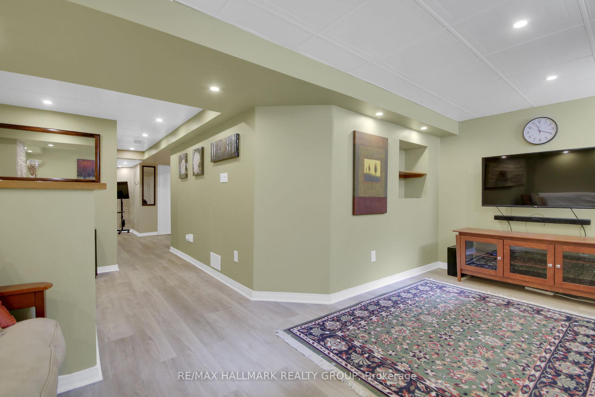 Photo 25 of 55 Binbury Way, Ottawa, Hunt Club Park/Greenboro — HOMEH