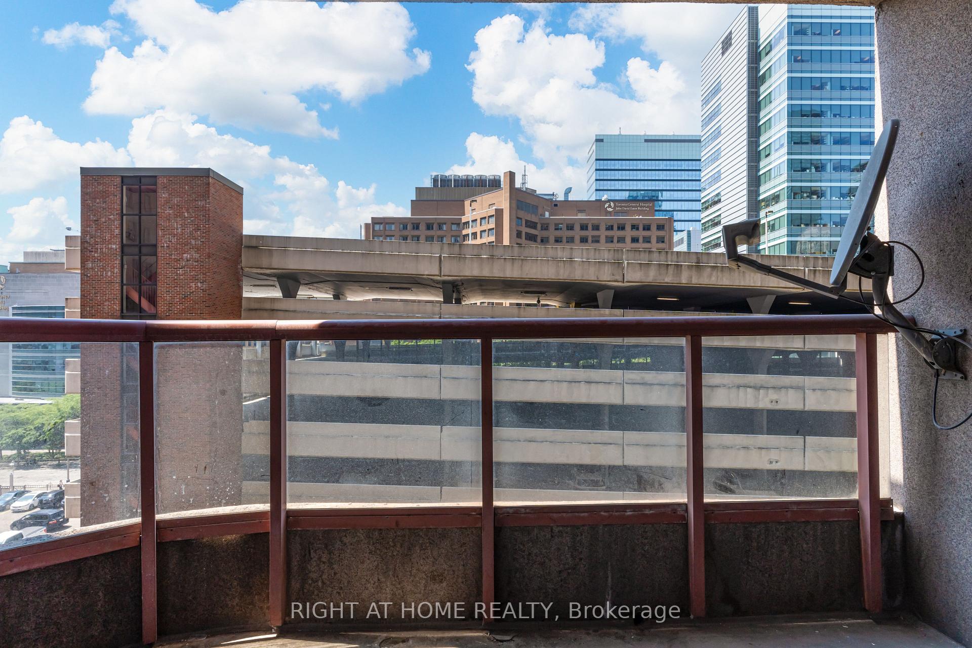 Photo 26 of Unit 506, 736 Bay Street, Toronto, Bay Street Corridor — HOMEH