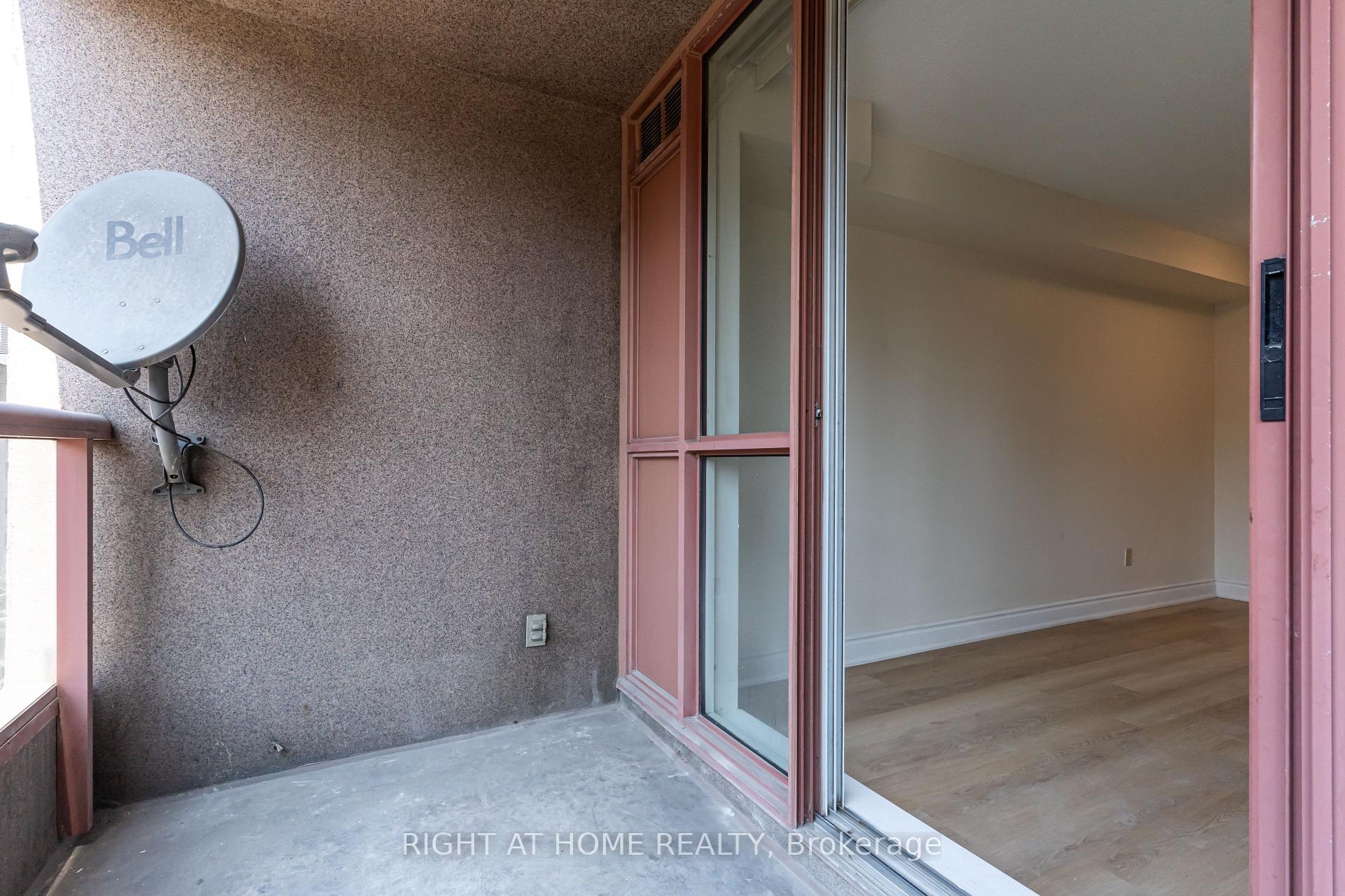 Photo 23 of Unit 506, 736 Bay Street, Toronto, Bay Street Corridor — HOMEH