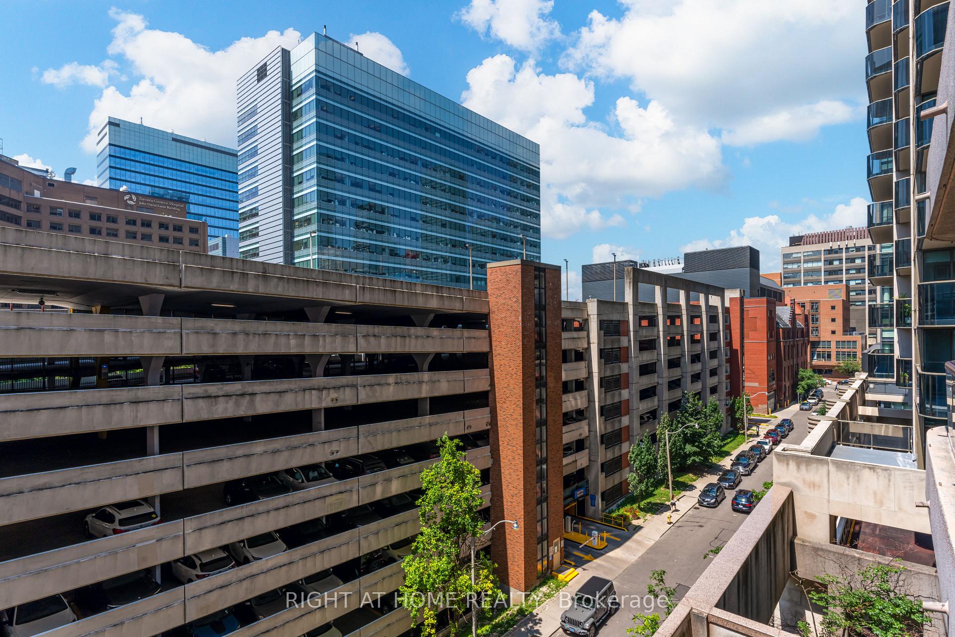 Photo 27 of Unit 506, 736 Bay Street, Toronto, Bay Street Corridor — HOMEH