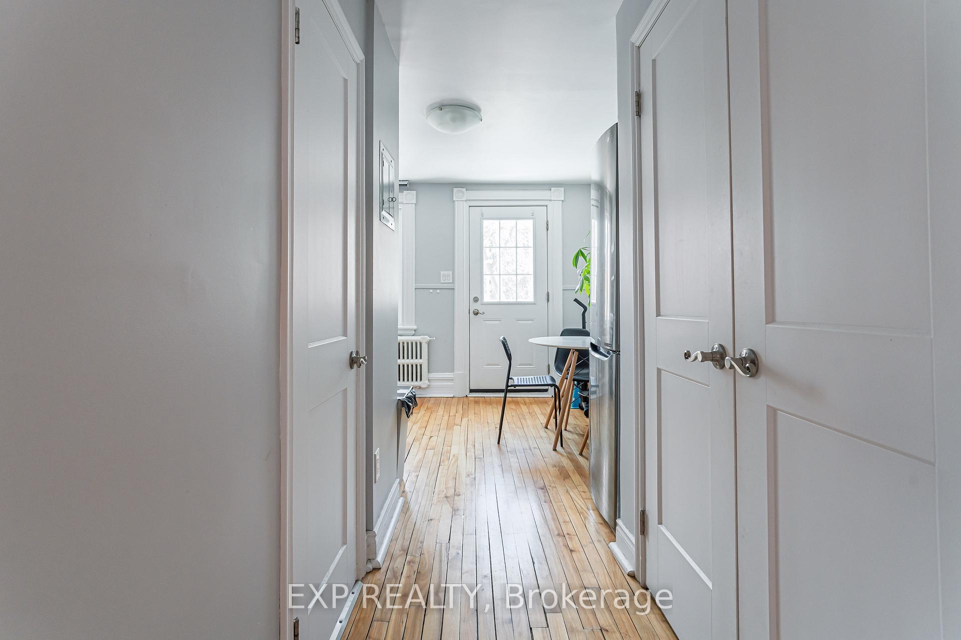 Photo 5 of Unit 4, 52 St Andrew Street, Ottawa, Lower Town/Byward Market — HOMEH
