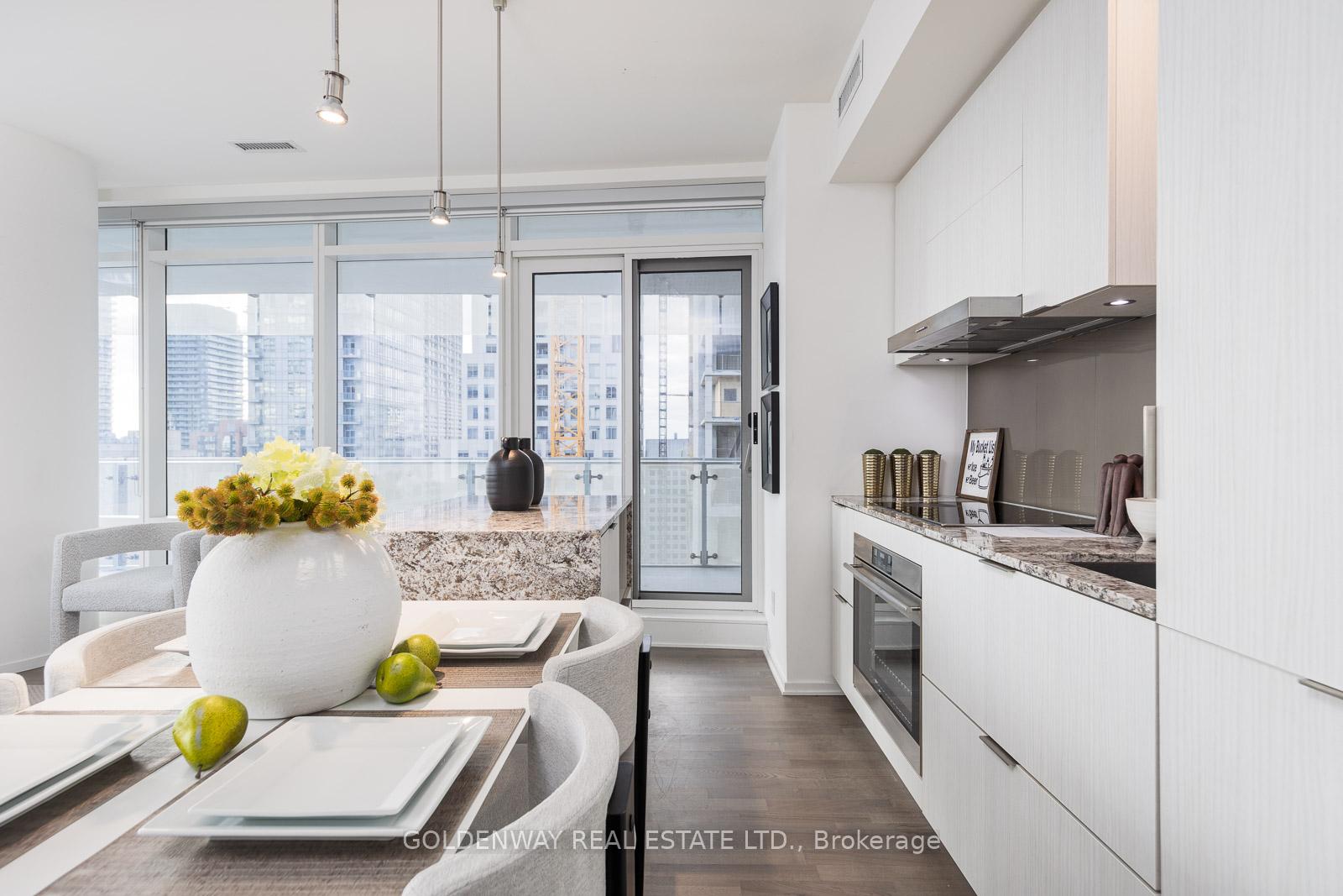 Photo 5 of Unit 2307, 1 Bloor Street E, Toronto, Church-Yonge Corridor — HOMEH