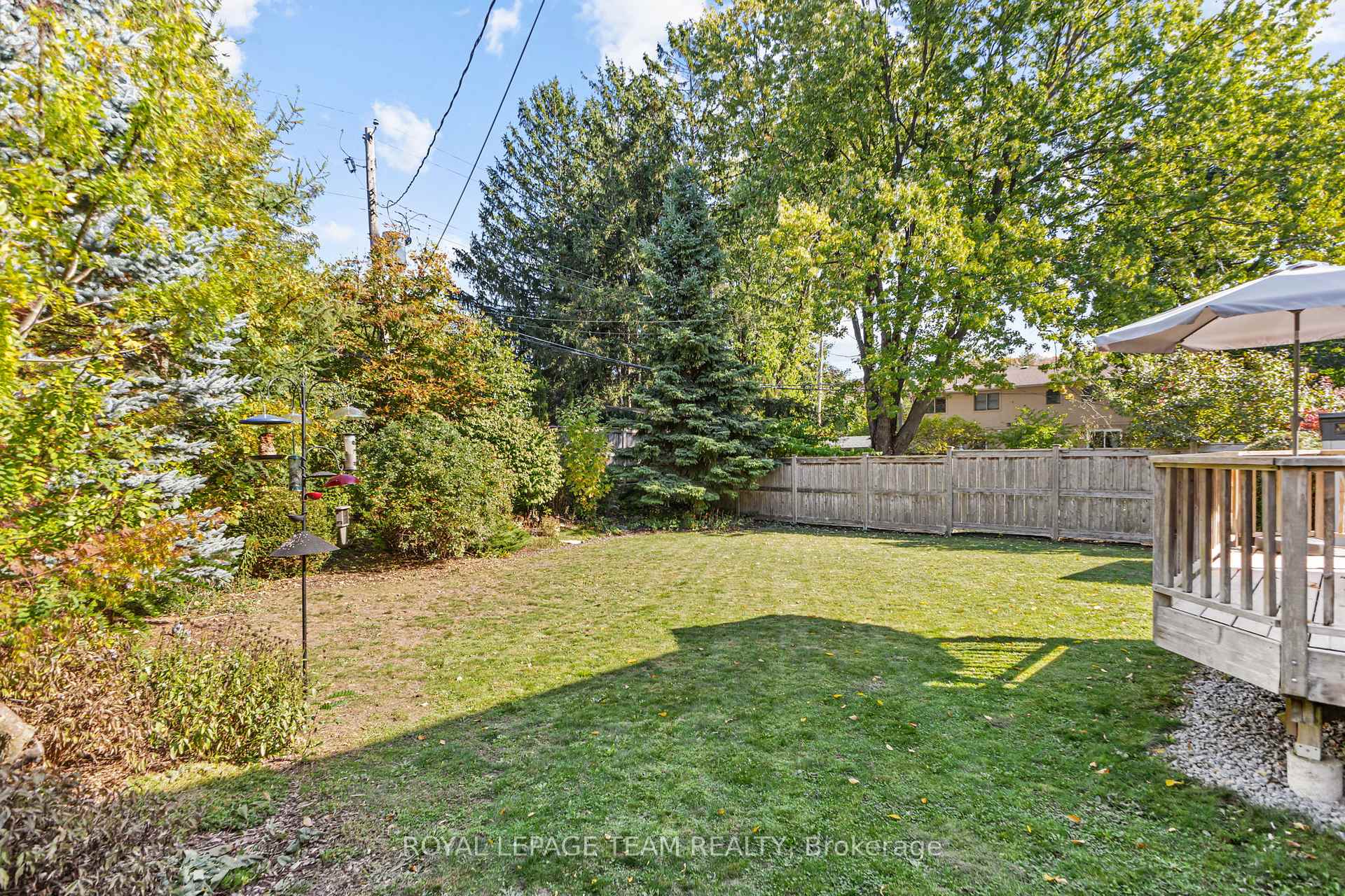 Photo 26 of 937 Kingsmere Avenue, Ottawa, McKellar Heights/Glabar Park — HOMEH