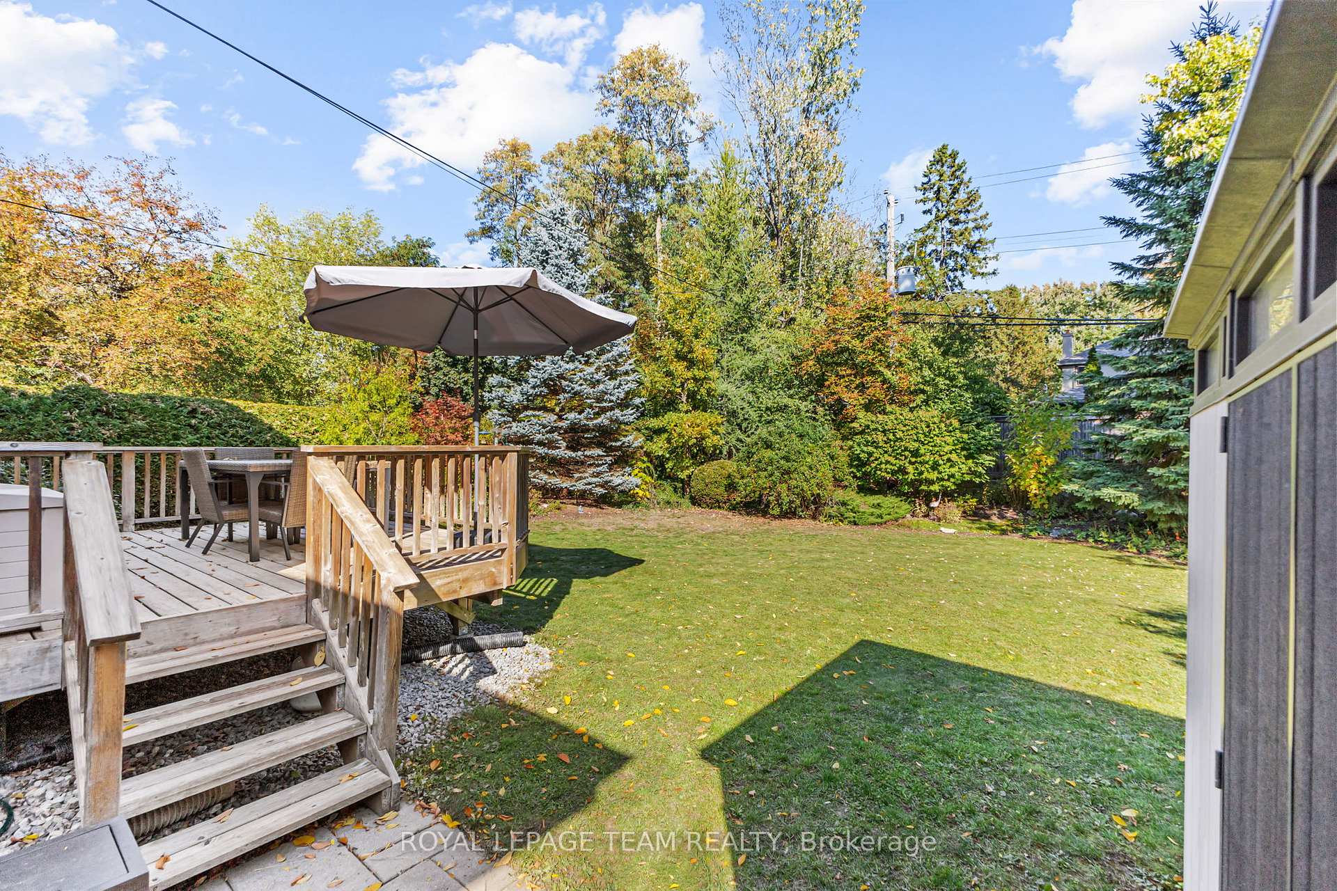 Photo 27 of 937 Kingsmere Avenue, Ottawa, McKellar Heights/Glabar Park — HOMEH
