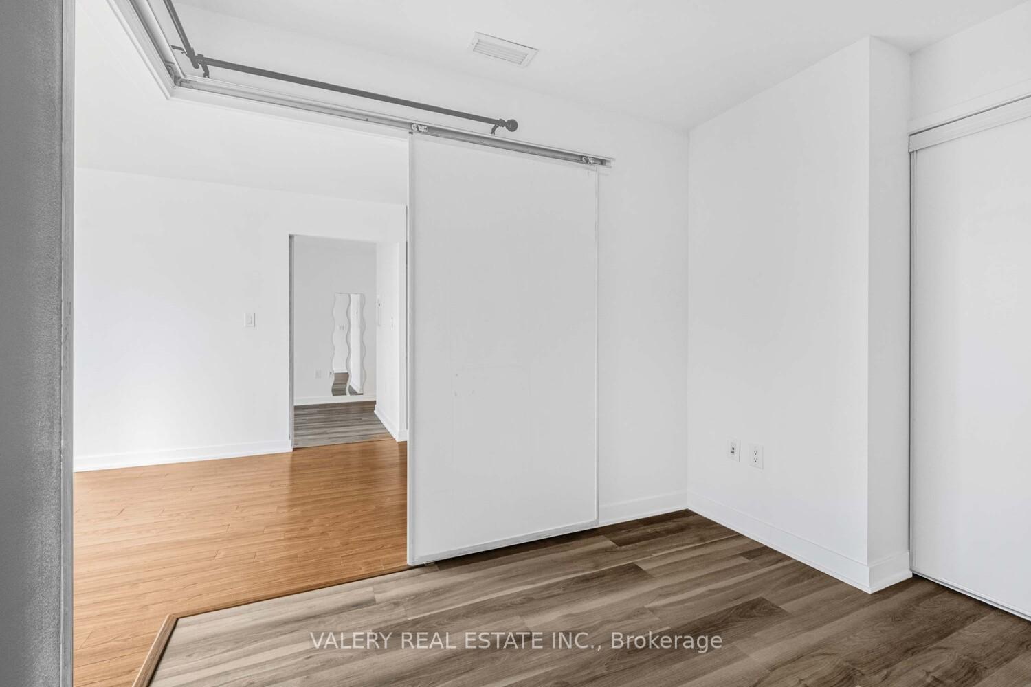 Photo 15 of Unit 710, 8 Telegram Mews, Toronto, Waterfront Communities — HOMEH
