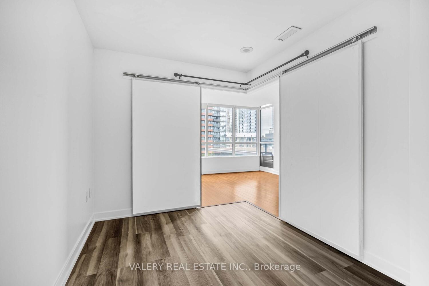 Photo 13 of Unit 710, 8 Telegram Mews, Toronto, Waterfront Communities — HOMEH