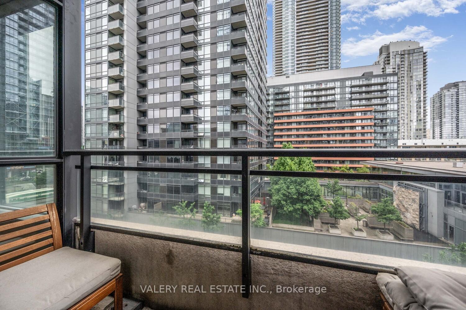Photo 27 of Unit 710, 8 Telegram Mews, Toronto, Waterfront Communities — HOMEH