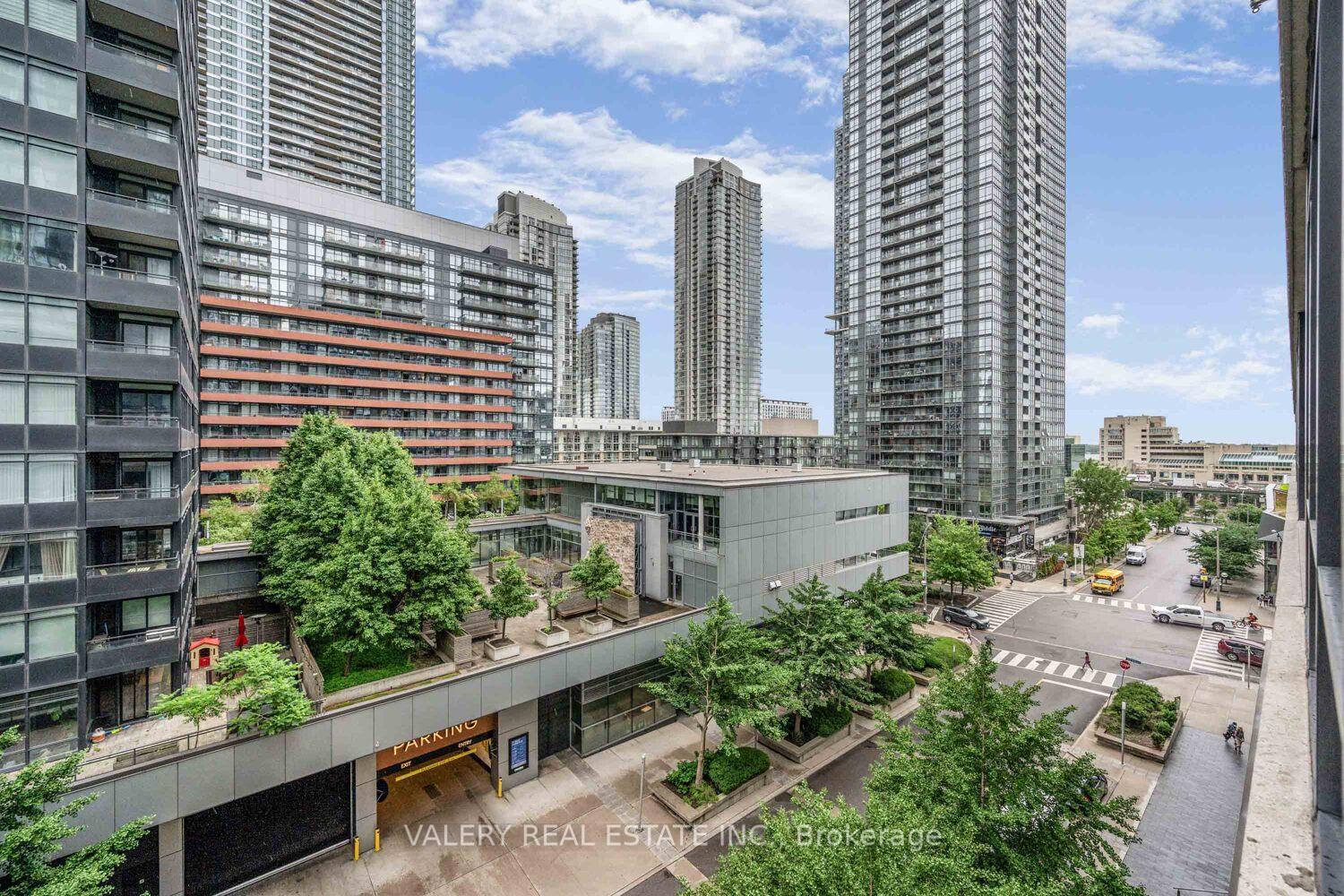 Photo 22 of Unit 710, 8 Telegram Mews, Toronto, Waterfront Communities — HOMEH