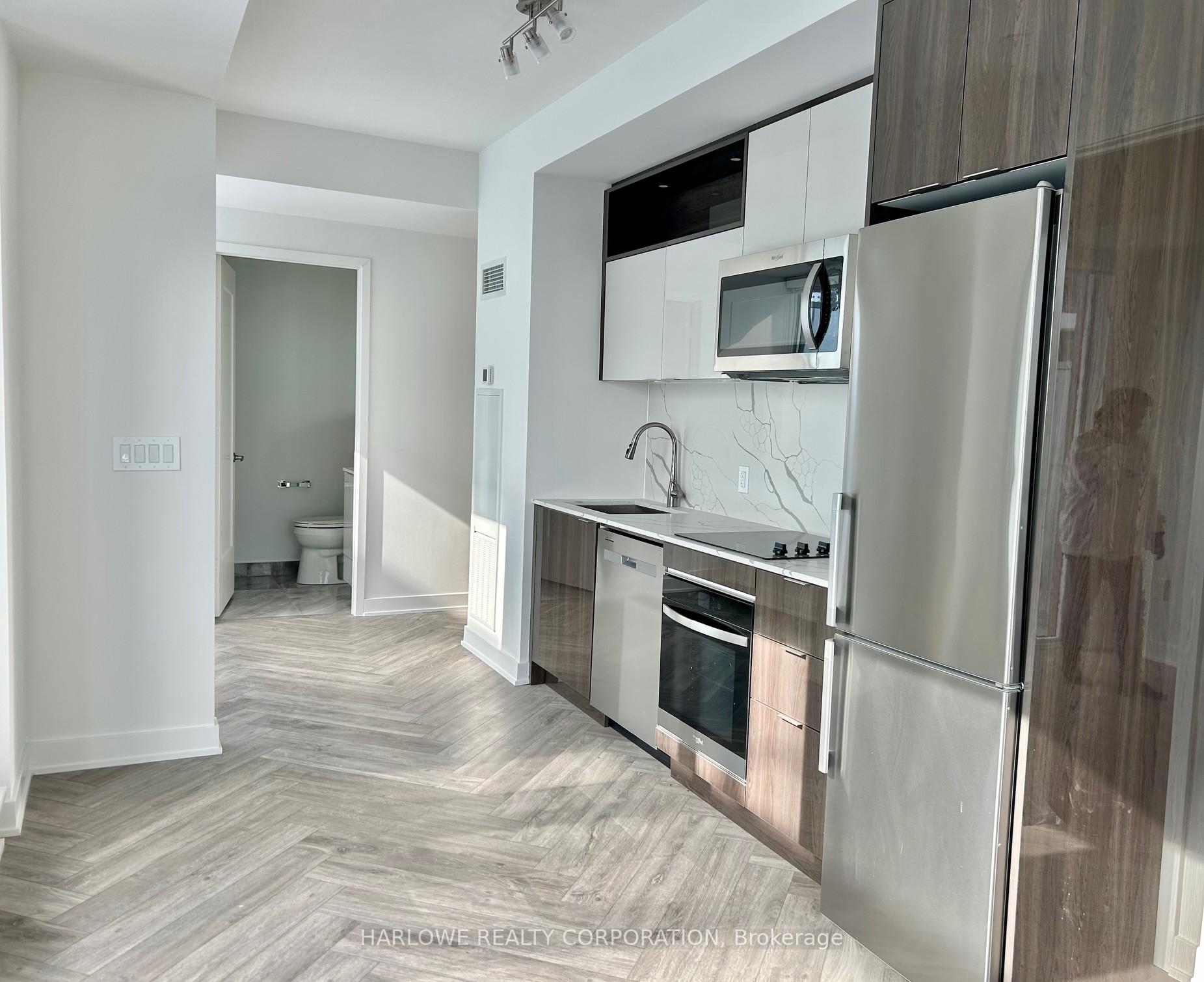 Front of Unit 2025 W, 135 Lower Sherbourne Street W