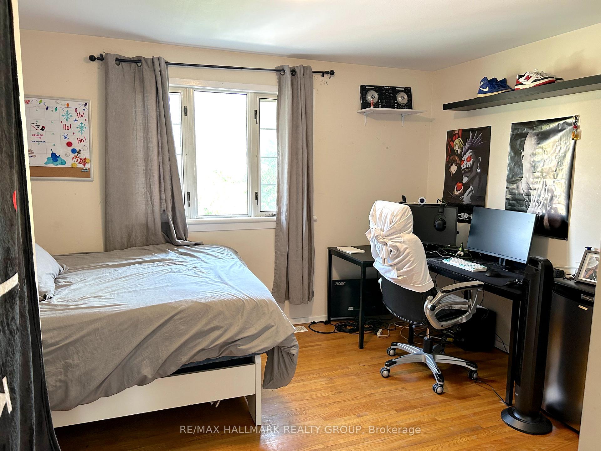 Photo 16 of 44 Meadowlands Drive W, Ottawa, Meadowlands/Crestview — HOMEH