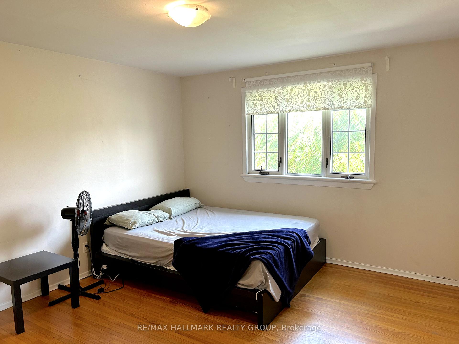 Photo 17 of 44 Meadowlands Drive W, Ottawa, Meadowlands/Crestview — HOMEH